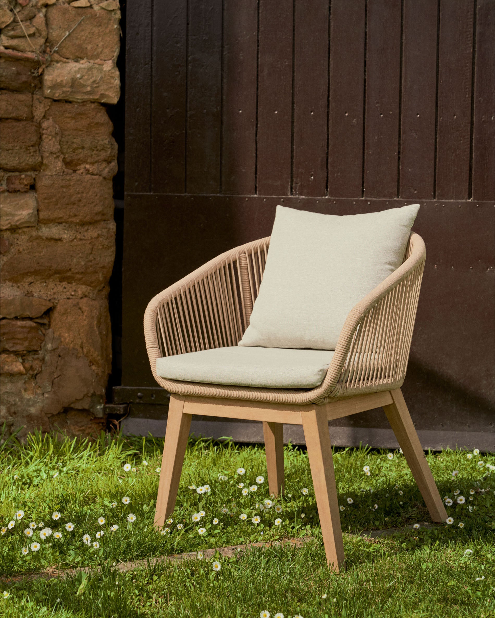 Portalo chair in beige cord with solid acacia wood legs - Lifestyle