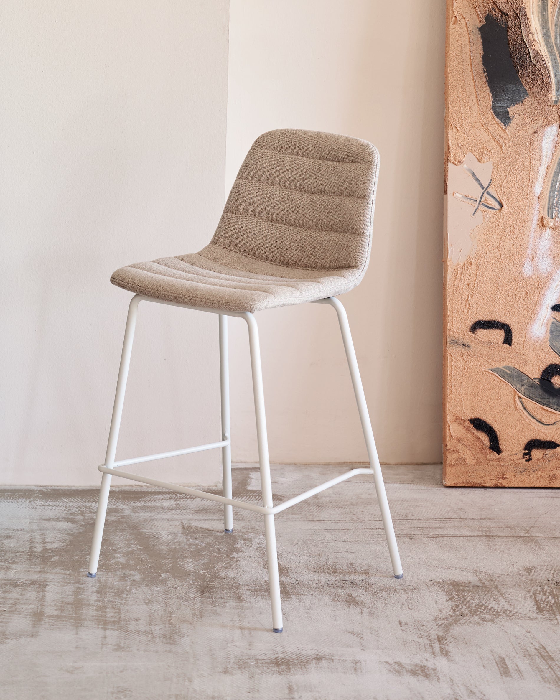 Zunilda stool in beige chenille and steel with matt white finish height 65 cm FSC 100% - Lifestyle