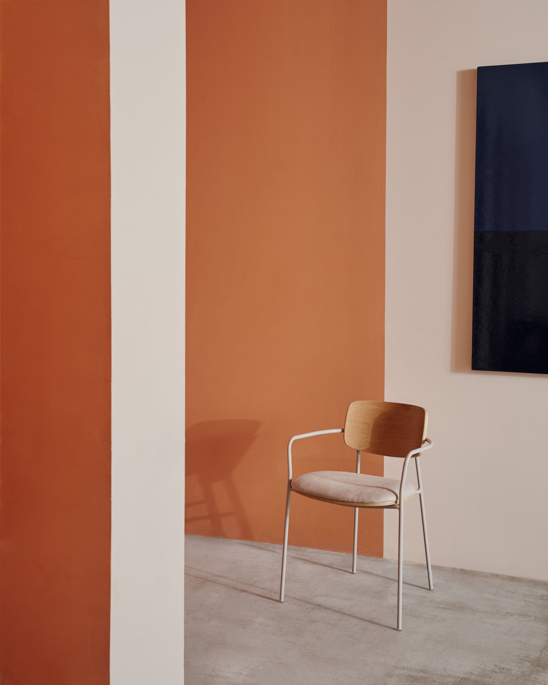 Maureen stackable chair in poplar plywood with light tone finish and beige metal legs, 100% FSC - Lifestyle