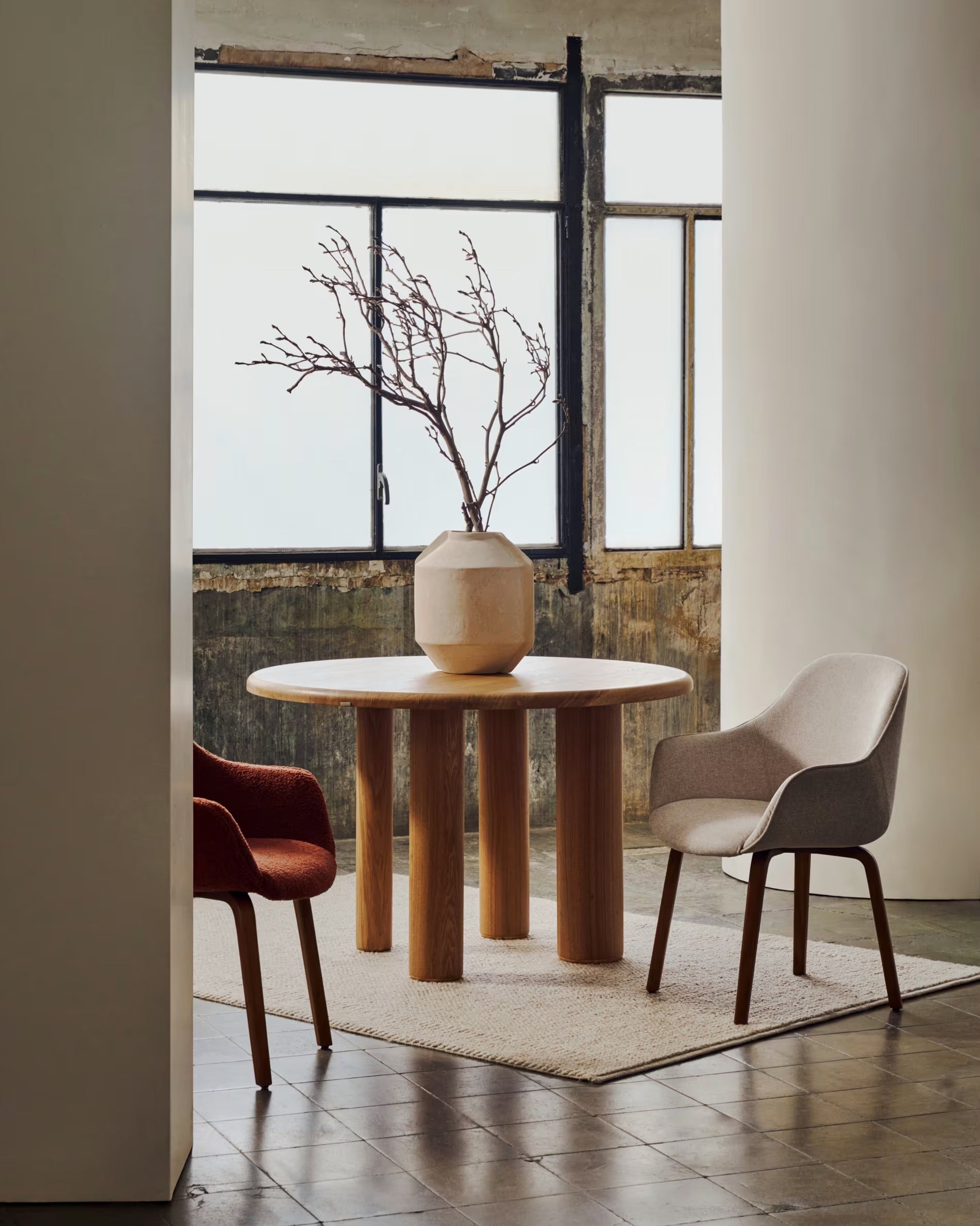 Aleli chair in beige shearling with solid ash wood legs and natural finish