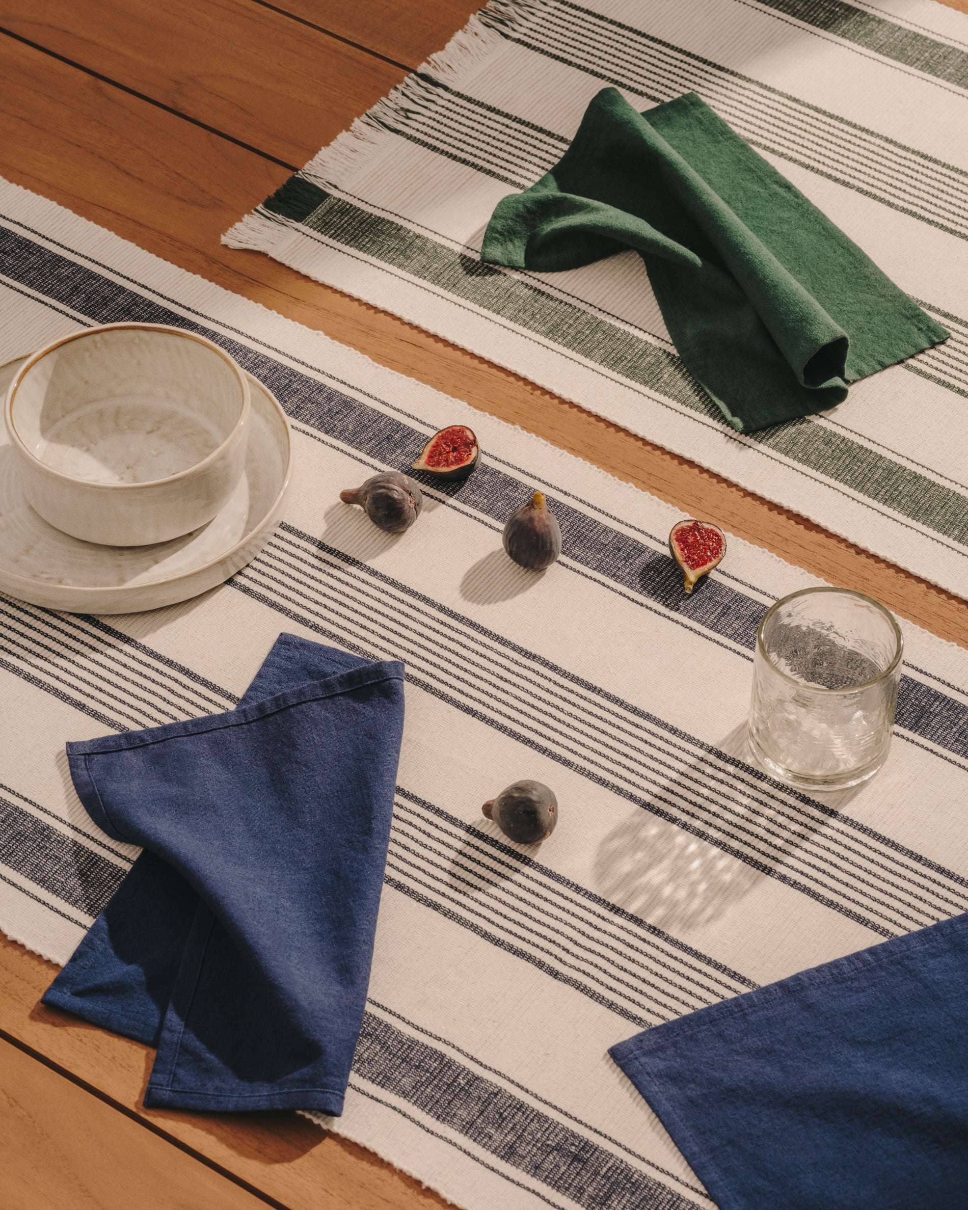 Sonima table runner and 2 napkins set, 100% cotton with beige and green stripes