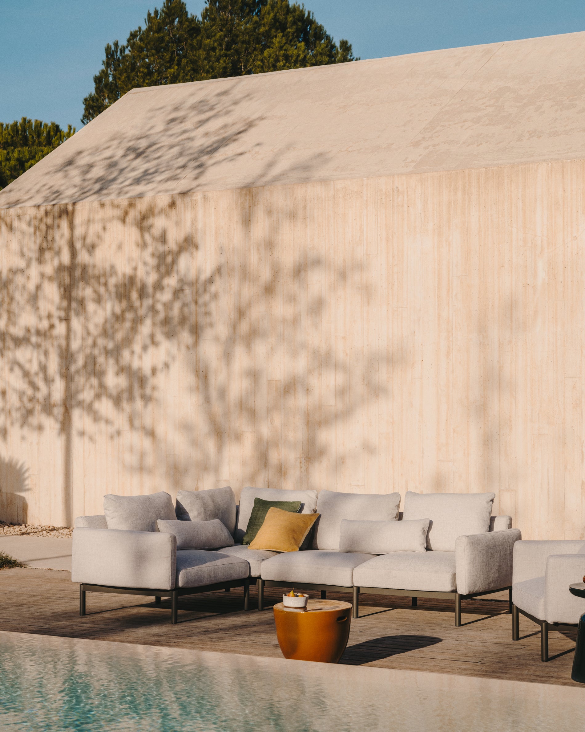 Sorells cushion in beige 75 x 50 cm - Lifestyle