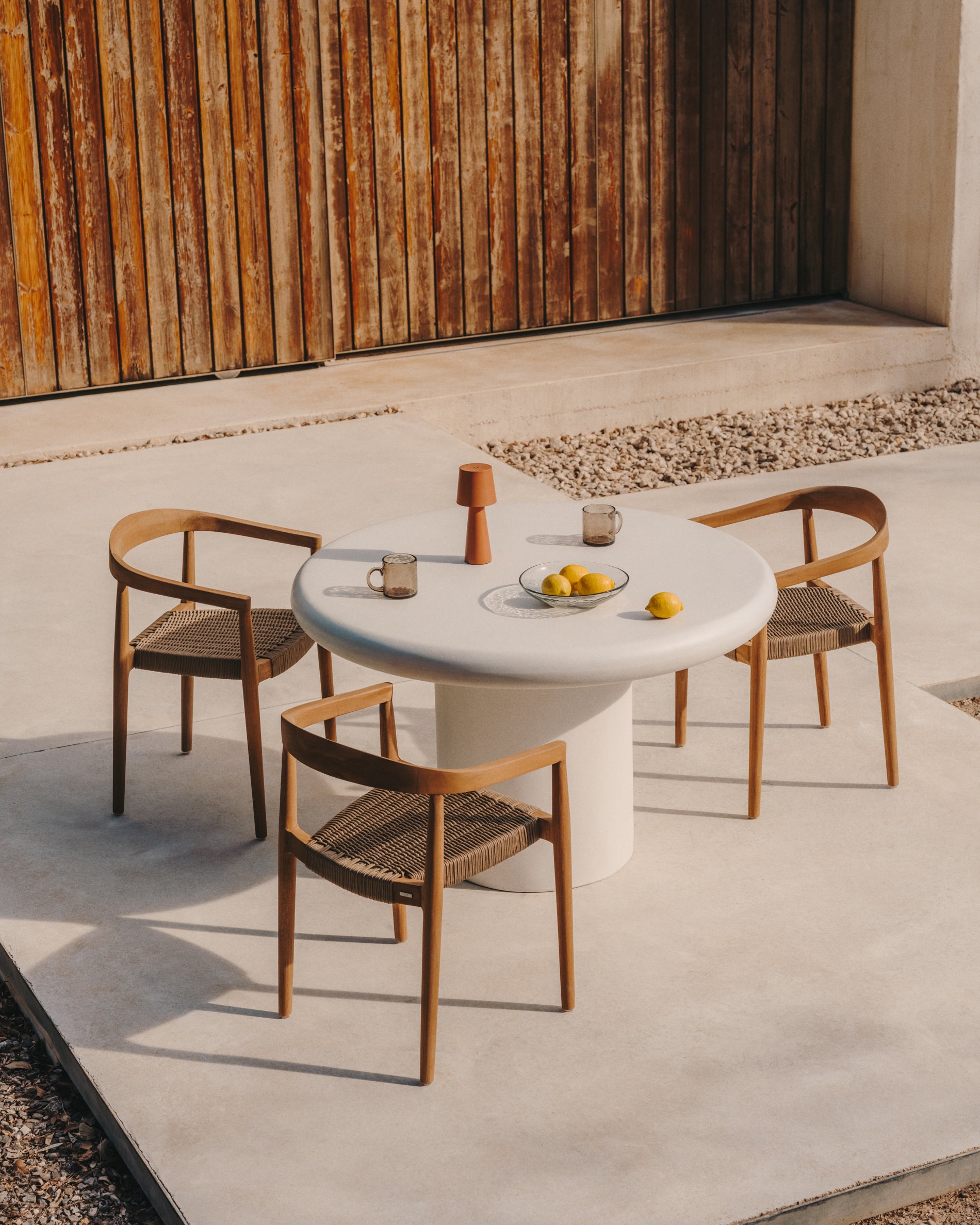Addaia white cement, round table, Ø140 cm - Lifestyle