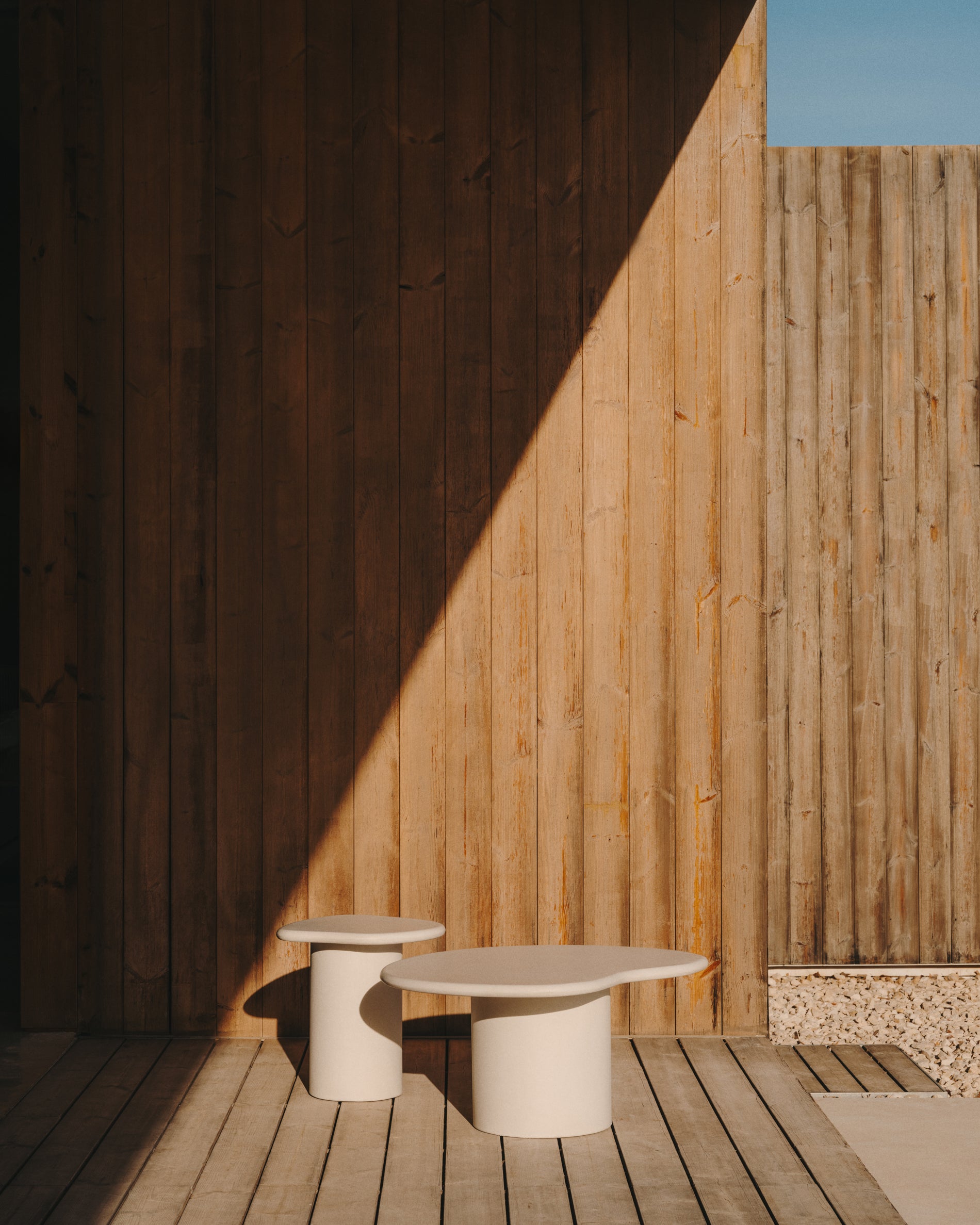 Macarella white cement side table, 48 x 47 cm - Lifestyle