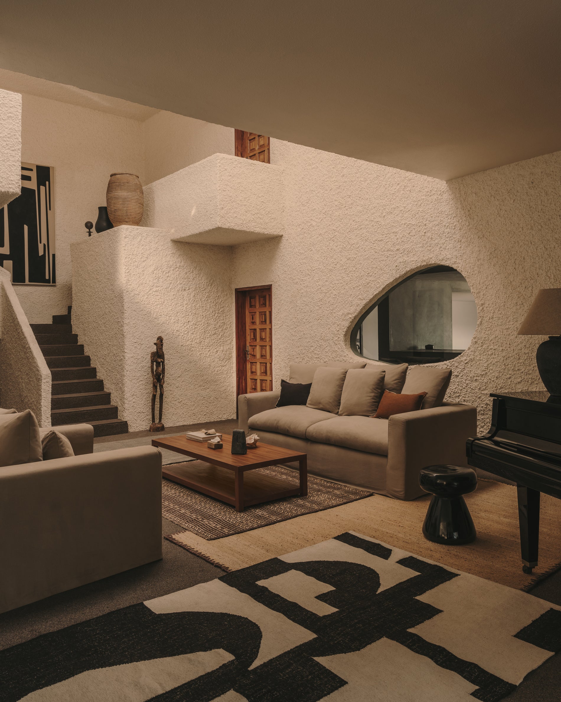 Nora 3-seater sofa with removable cover with linen and cotton cushions in taupe 240cm - Lifestyle