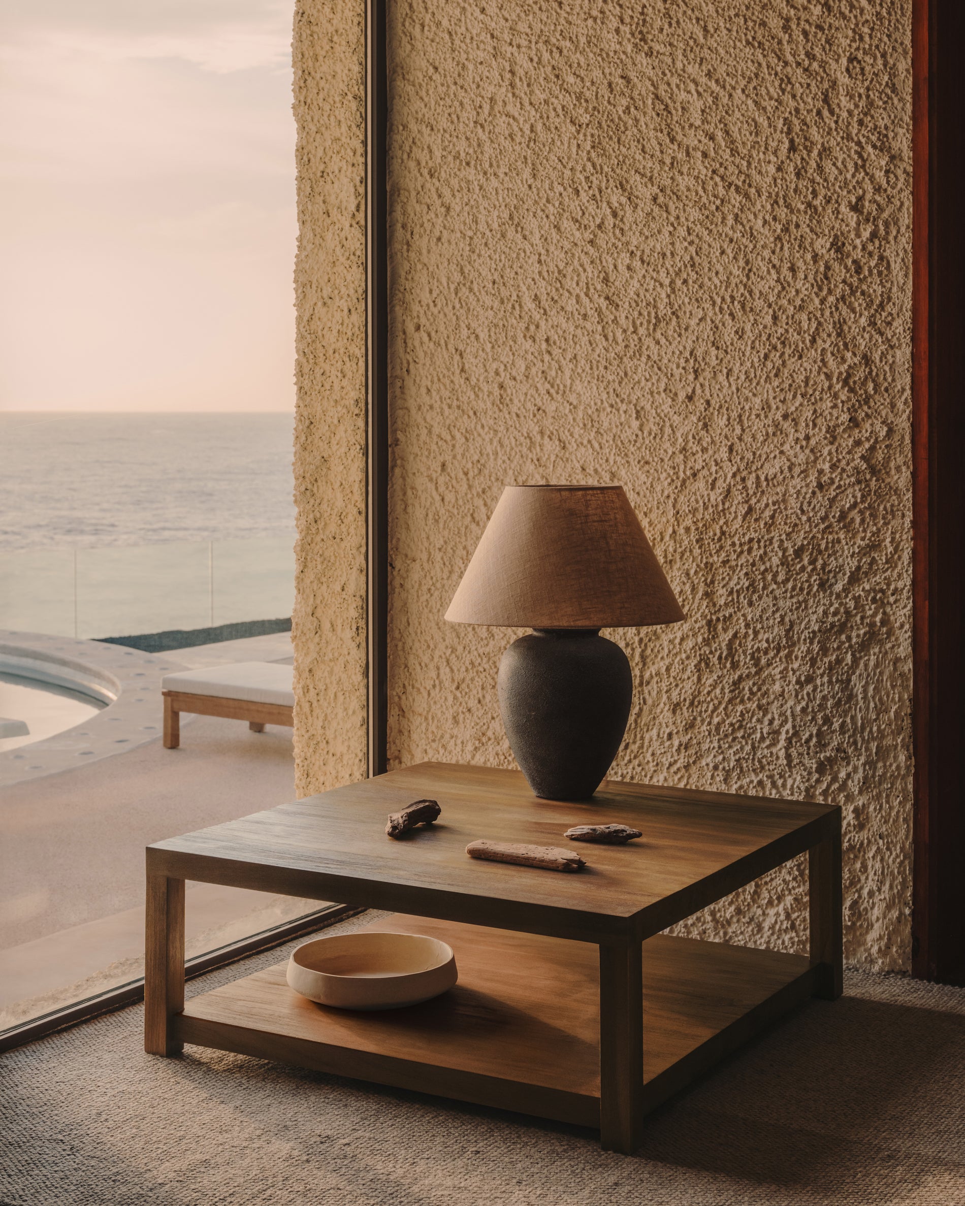 Sashi side table made in solid teak wood 90 x 90 cm - Lifestyle
