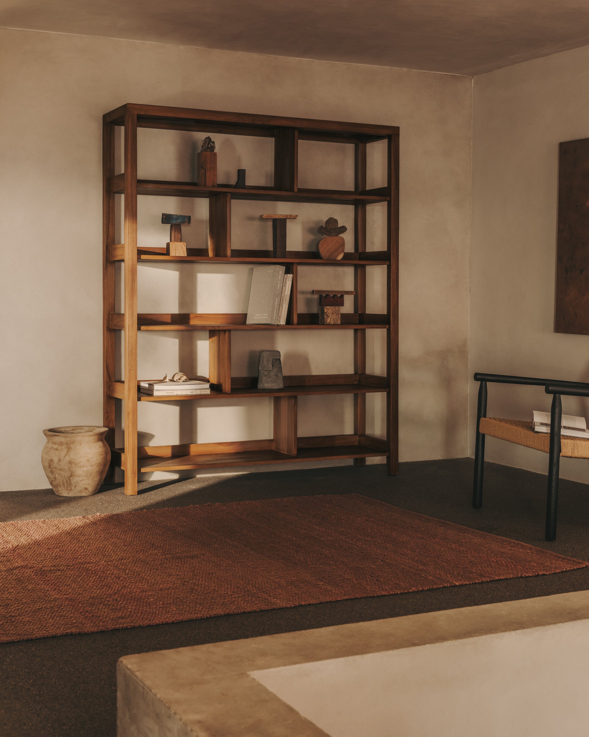 Sashi shelving unit made in solid teak wood 150 x 185 cm - Lifestyle