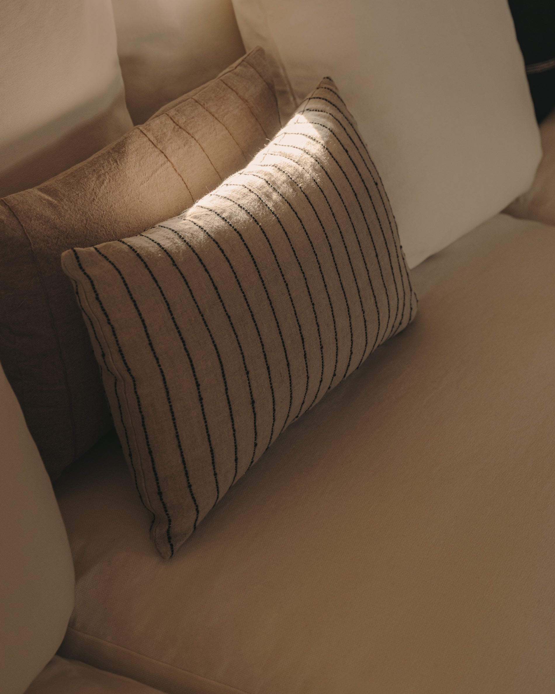 Sanima beige striped pillowcase 100% Linen 50 x 30 cm