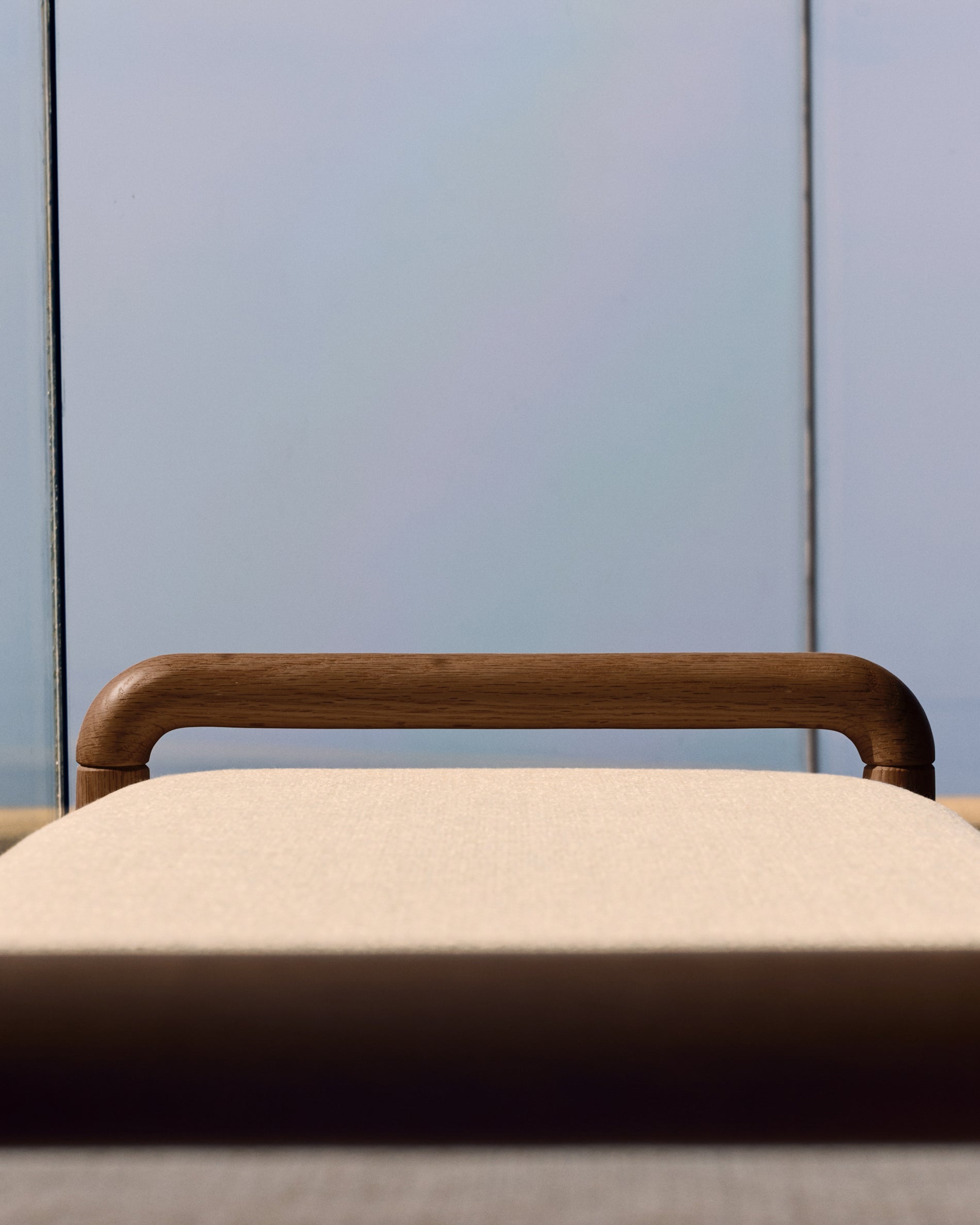 Macaret bench with removable cover solid oak wood with walnut finish 120 cm FSC Mix Credit - Lifestyle