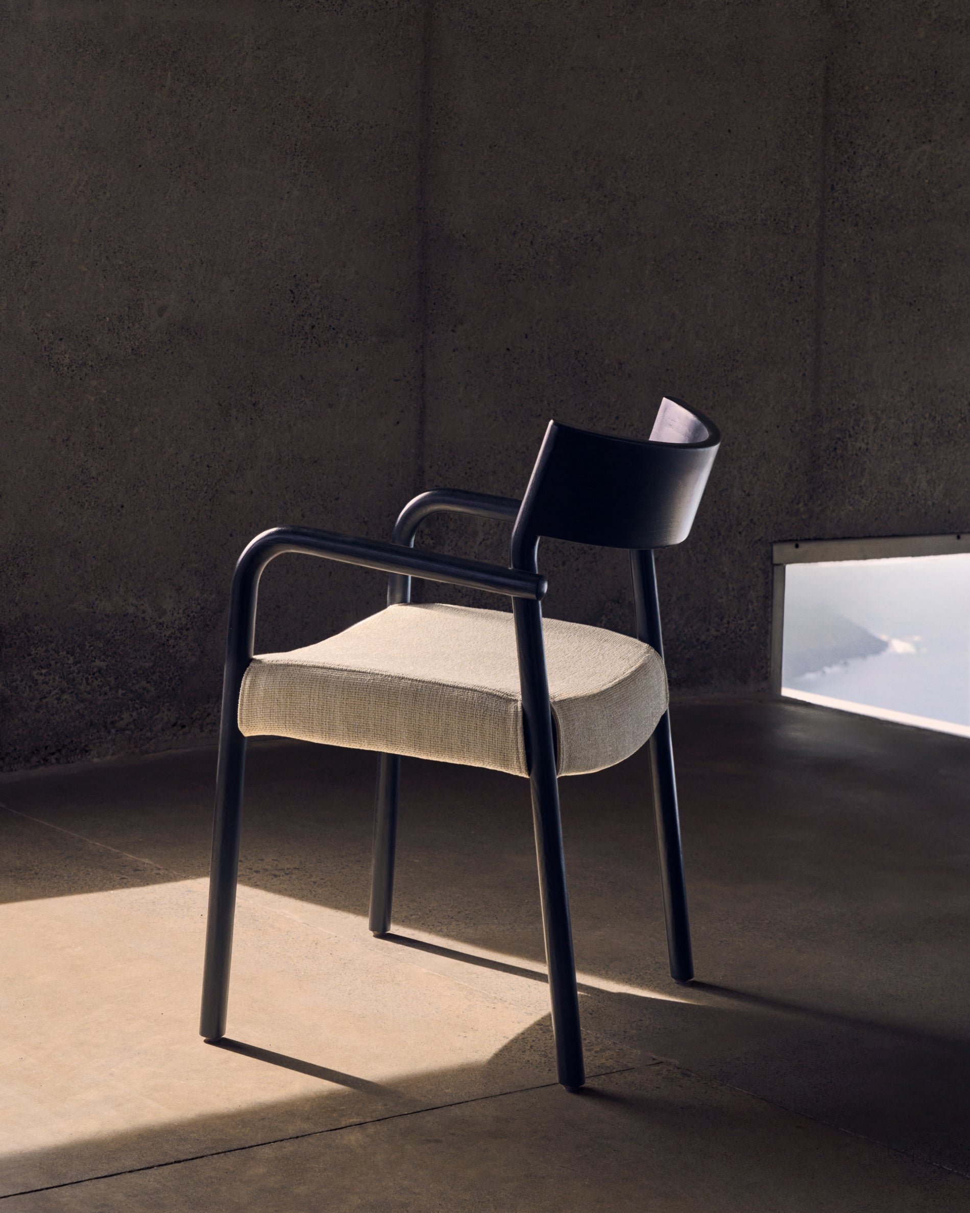 Falconera chair with a removable cover in solid oak wood with black finish FSC Mix Credit - Lifestyle