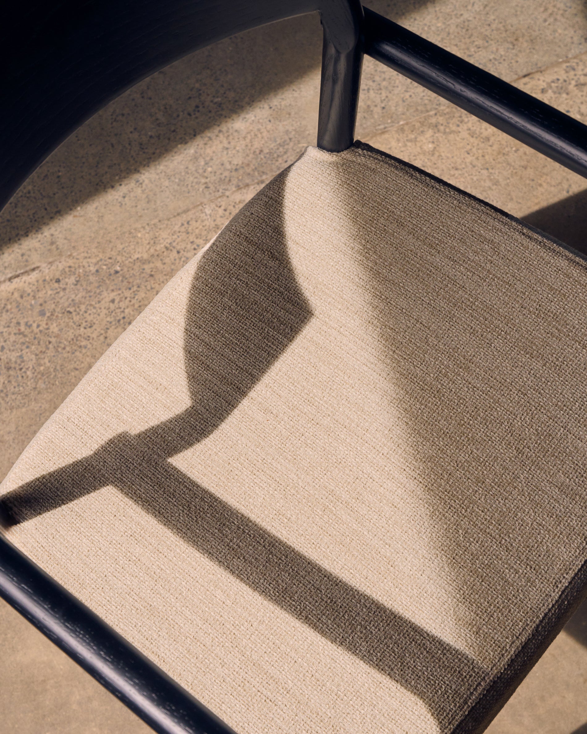 Falconera chair with a removable cover in solid oak wood with black finish FSC Mix Credit - Lifestyle
