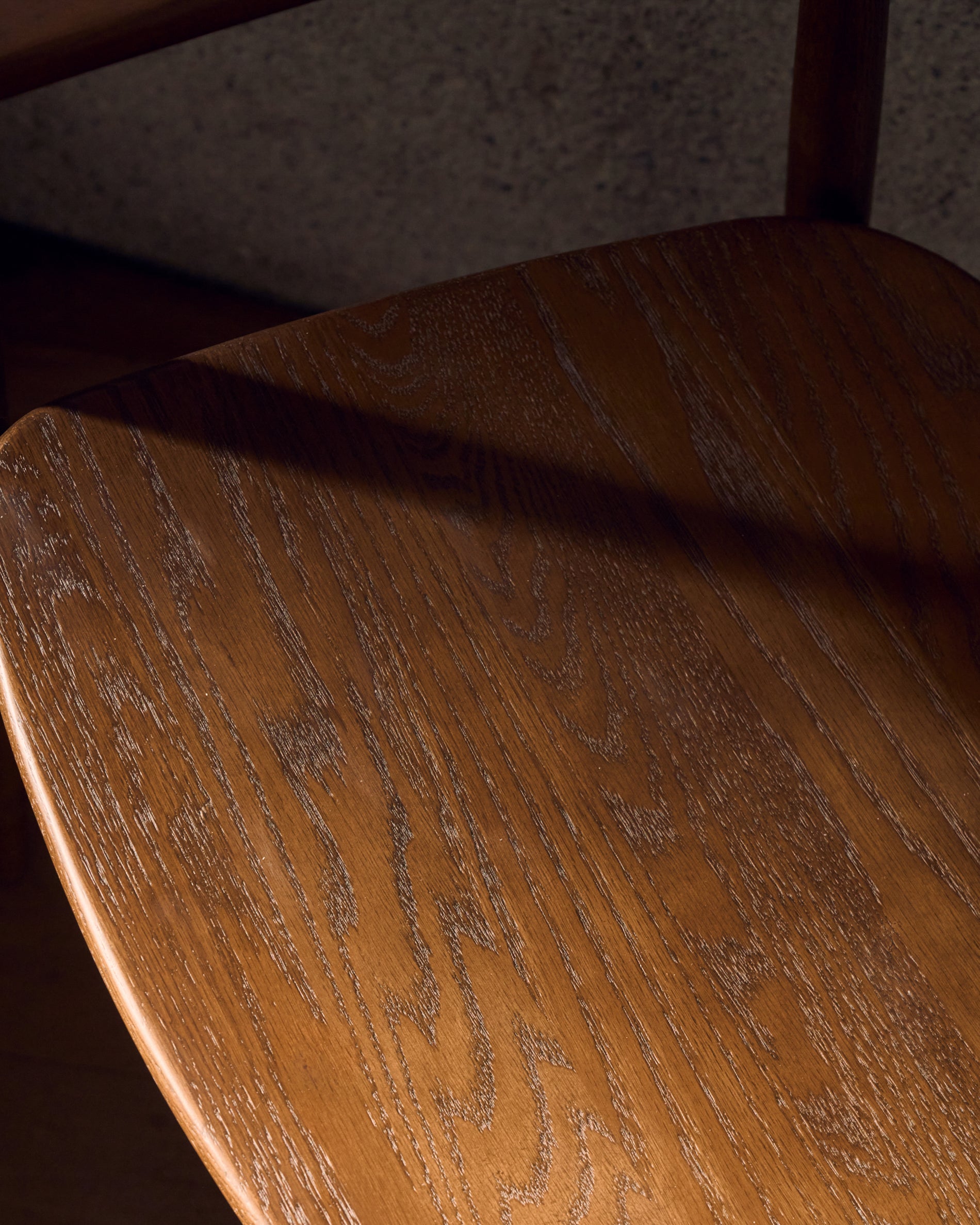 Fondes chair in solid oak wood with walnut finish FSC Mix Credit - Lifestyle