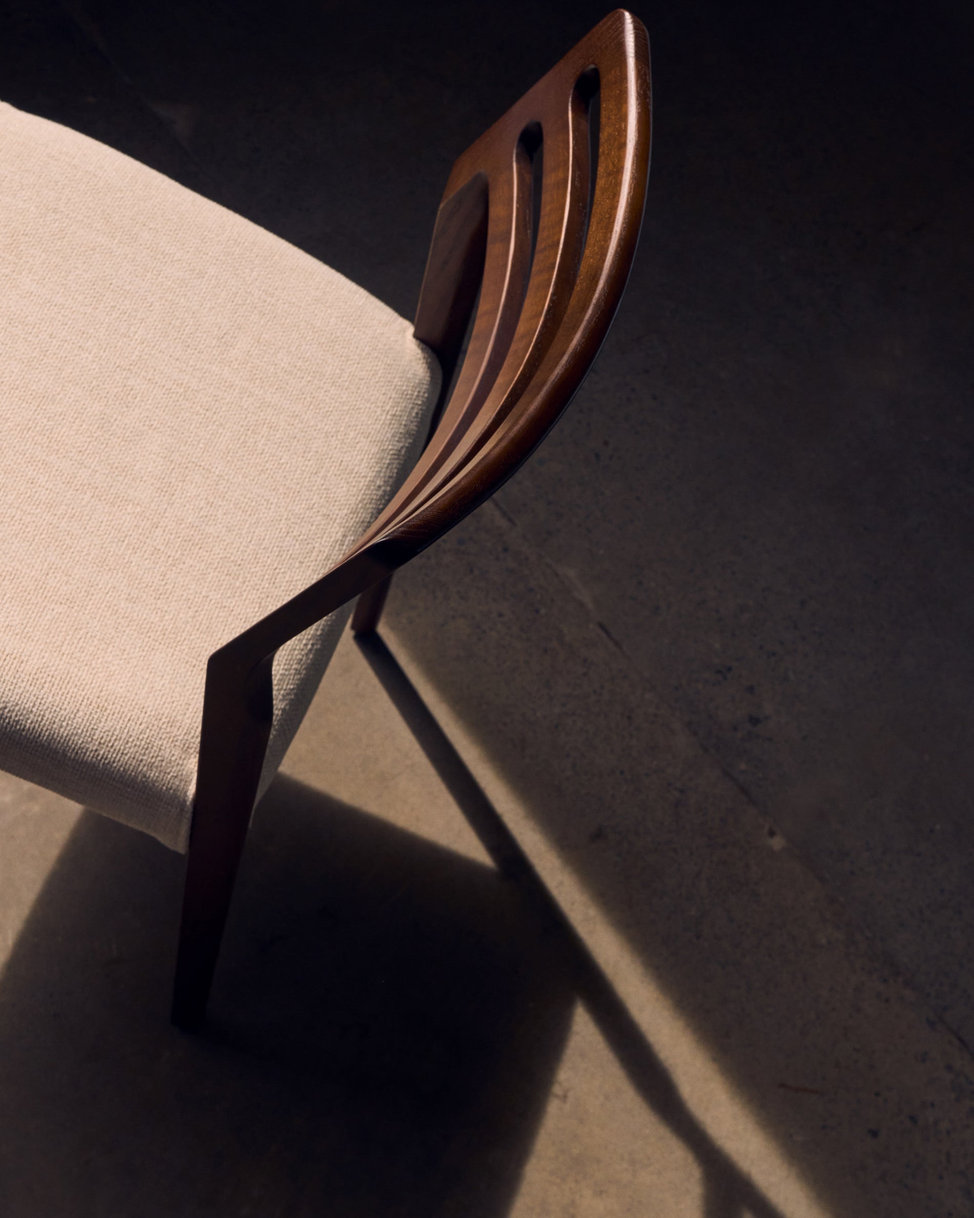 Cudia chair removable cover in beige chenille solid oak wood walnut finish FSC Mix Credit - Lifestyle