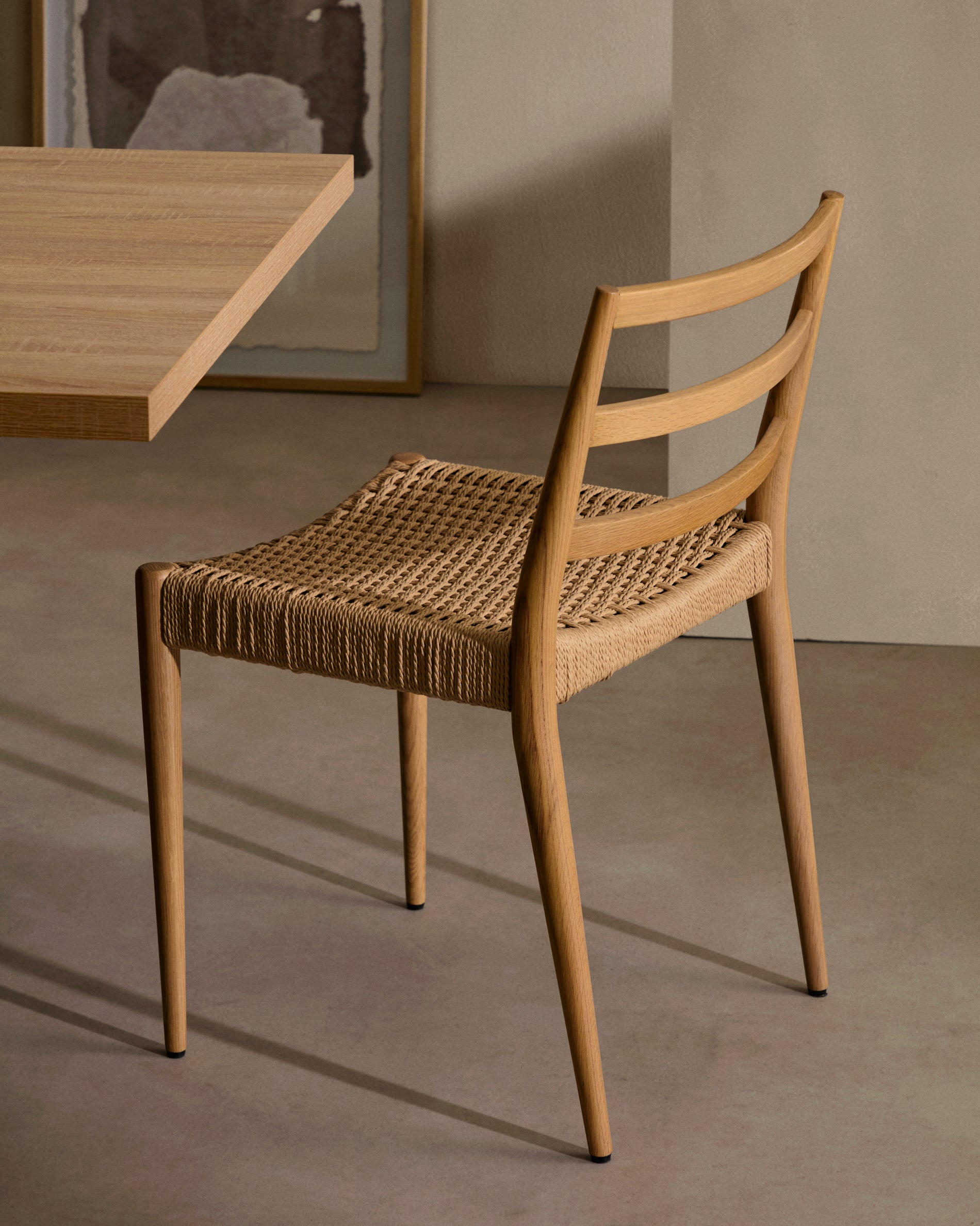 Analy chair in solid oak FSC 100% with natural finish and rope seat - Lifestyle
