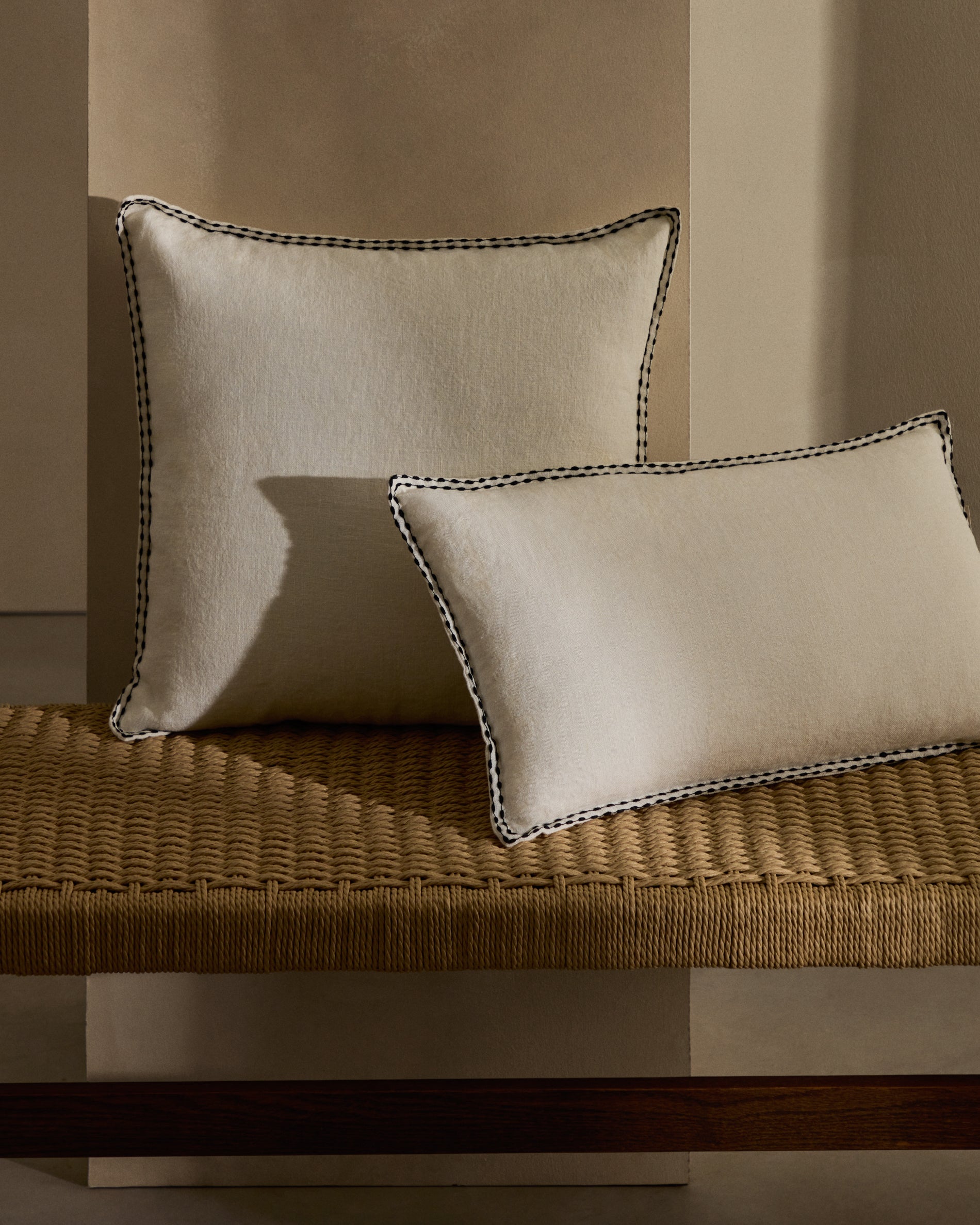 Sinet cushion cover in white linen and a black embroidery feature, 45 x 45 cm - Lifestyle