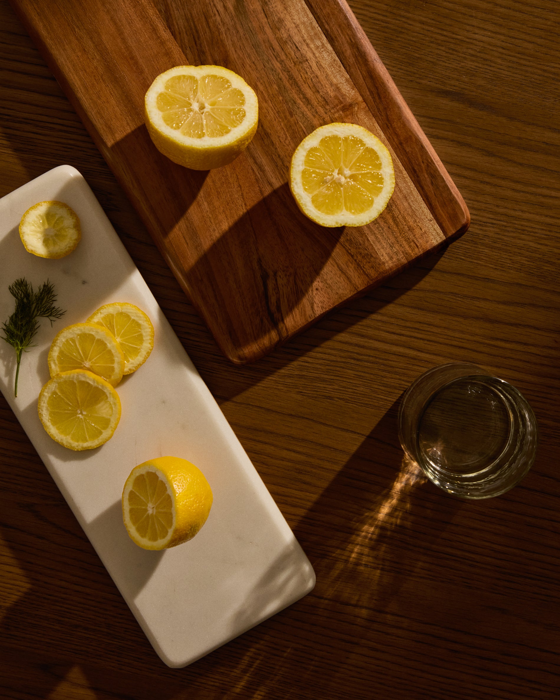 Senna large acacia wood serving board - Lifestyle