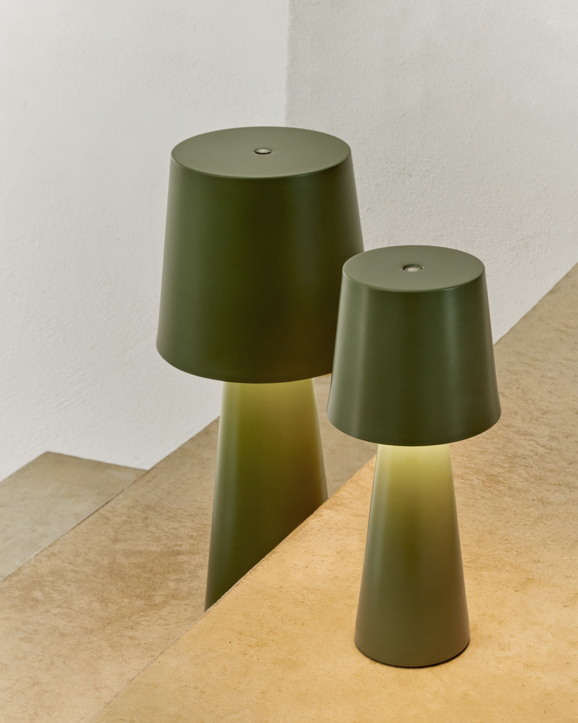 Arenys small outdoor metal table lamp in a green painted finish - Lifestyle