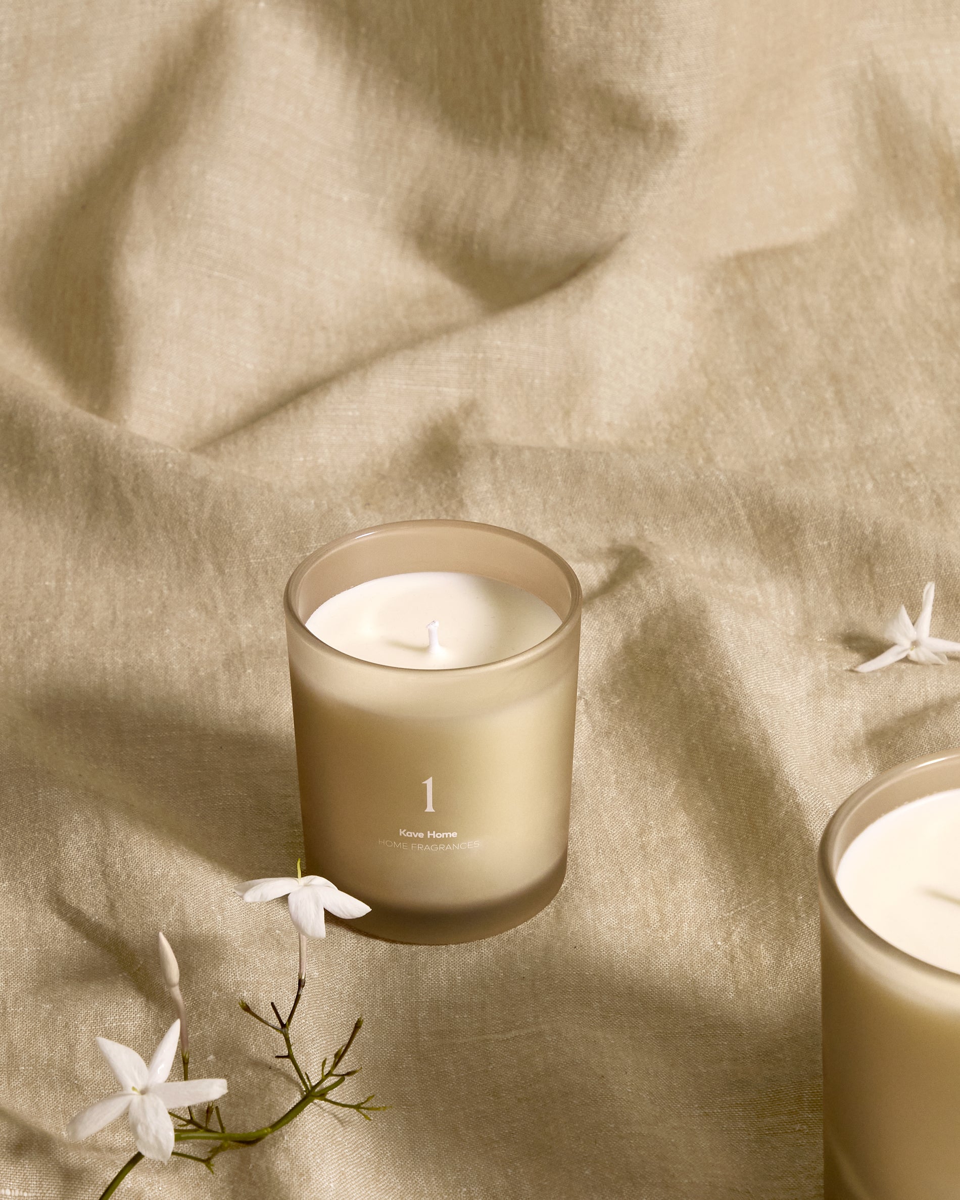 170g Soft Jasmin scented candle - Lifestyle