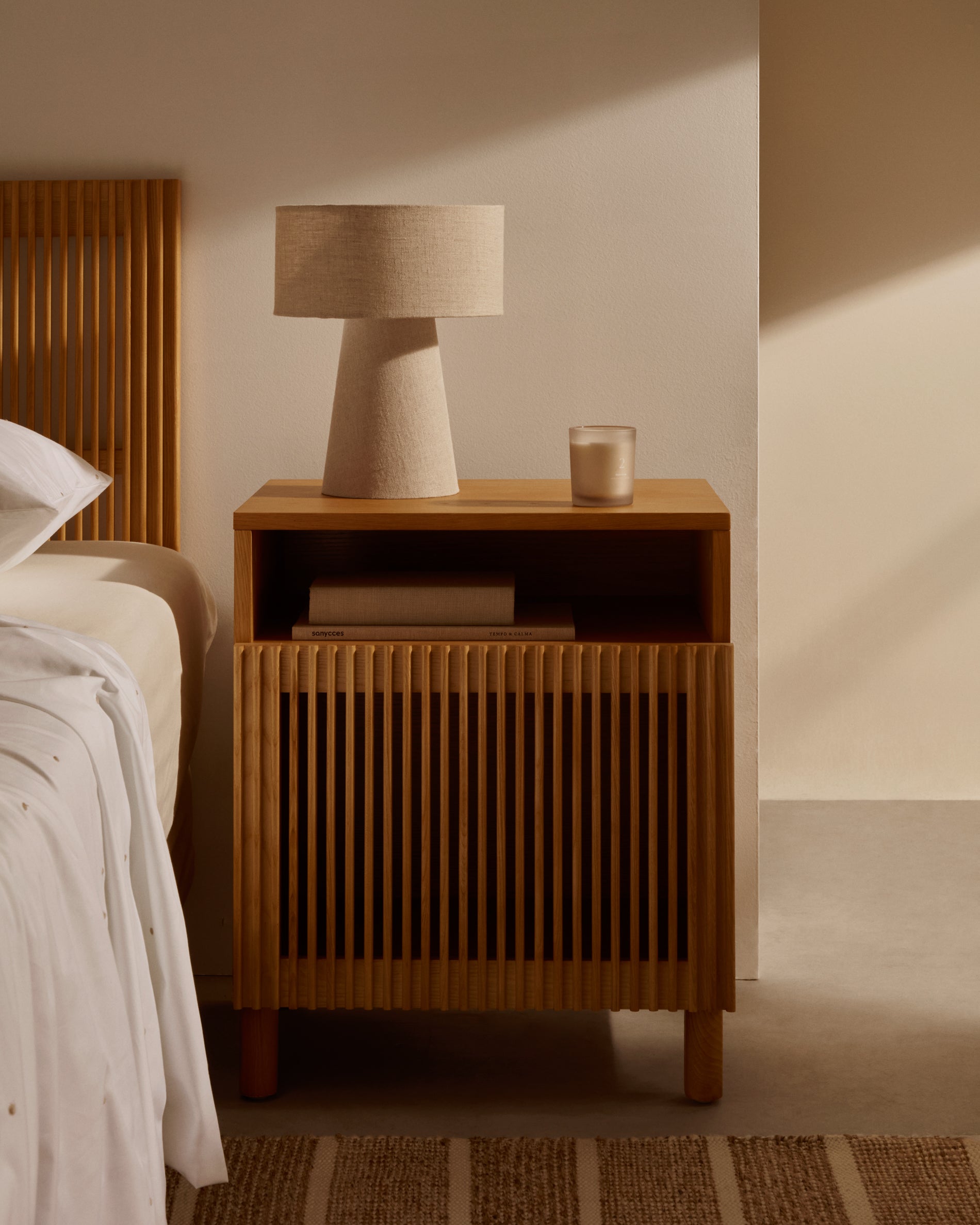 Beyla bedside table in solid oak wood and oak veneer 53 x 62cm FSC 100% - Lifestyle
