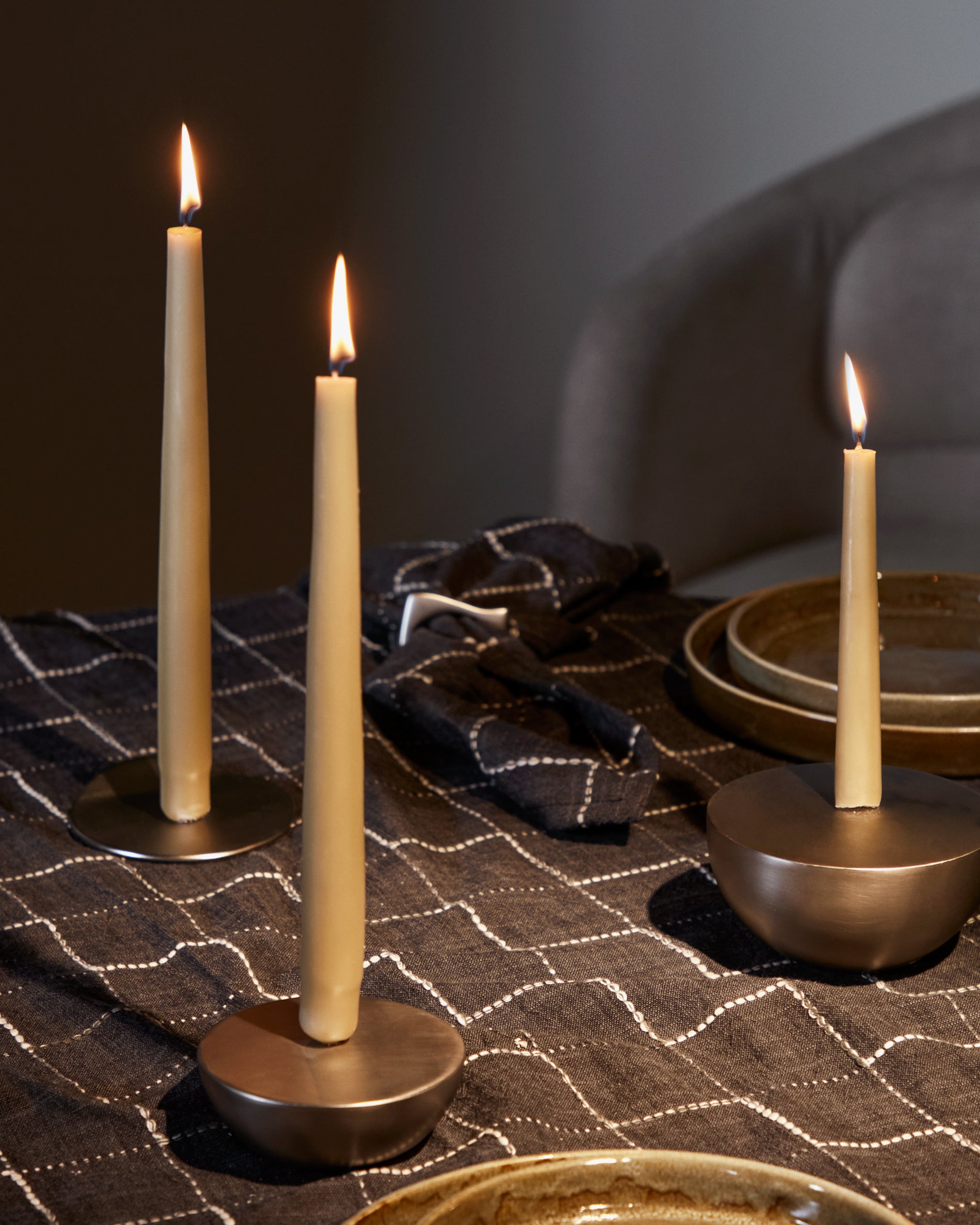 Quira large candle holder in silver-plated stainless steel - Lifestyle