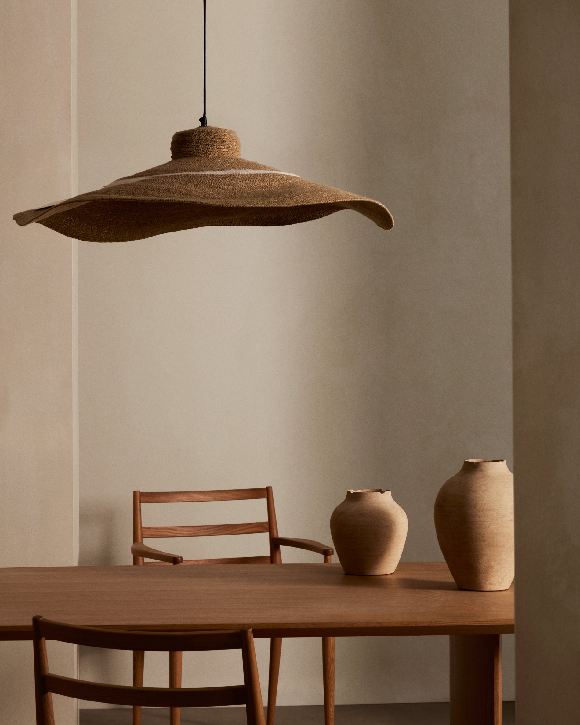 Albenya ceiling lamp made of natural fibres and cotton with a natural and white finish Ø 90 cm - Lifestyle