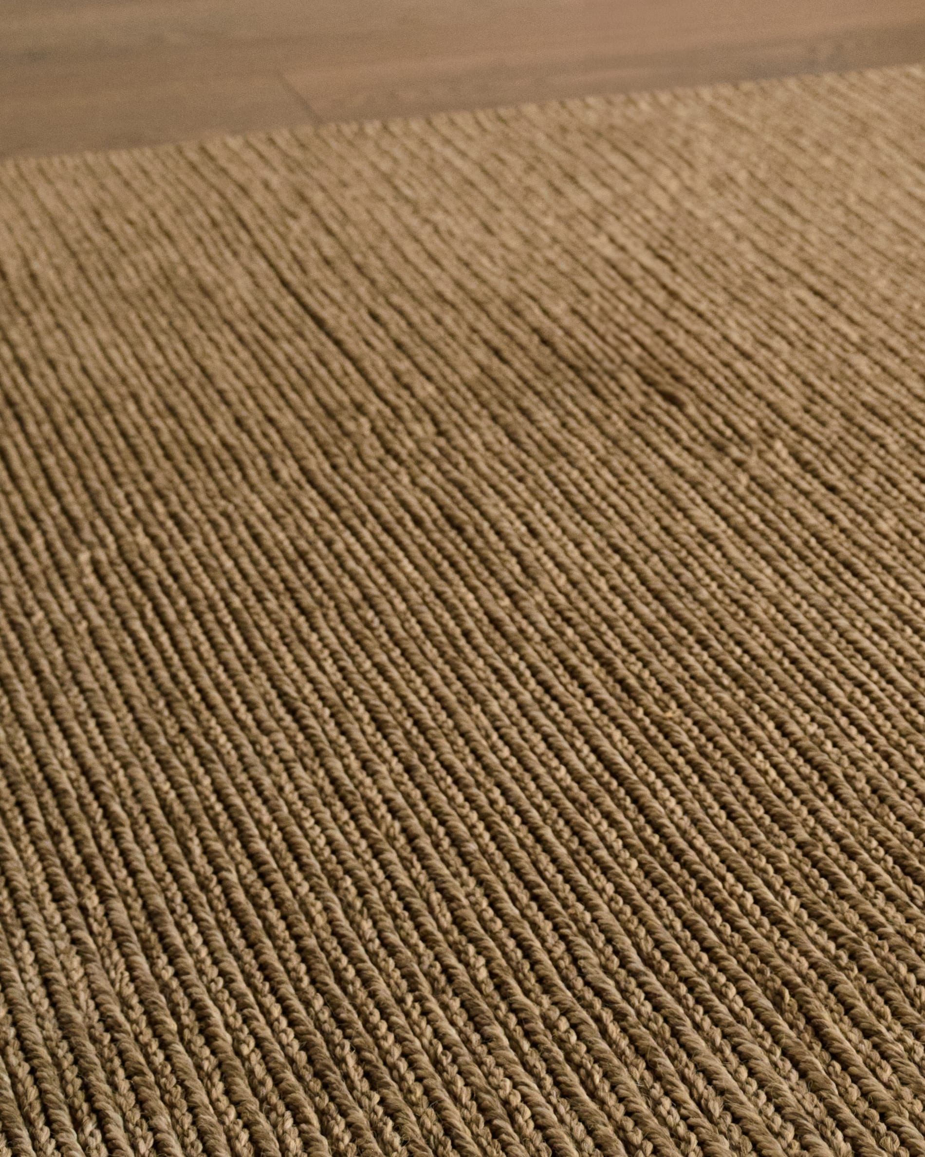 Galinda taupe colored carpet made of synthetic fibers, 160 x 230 cm