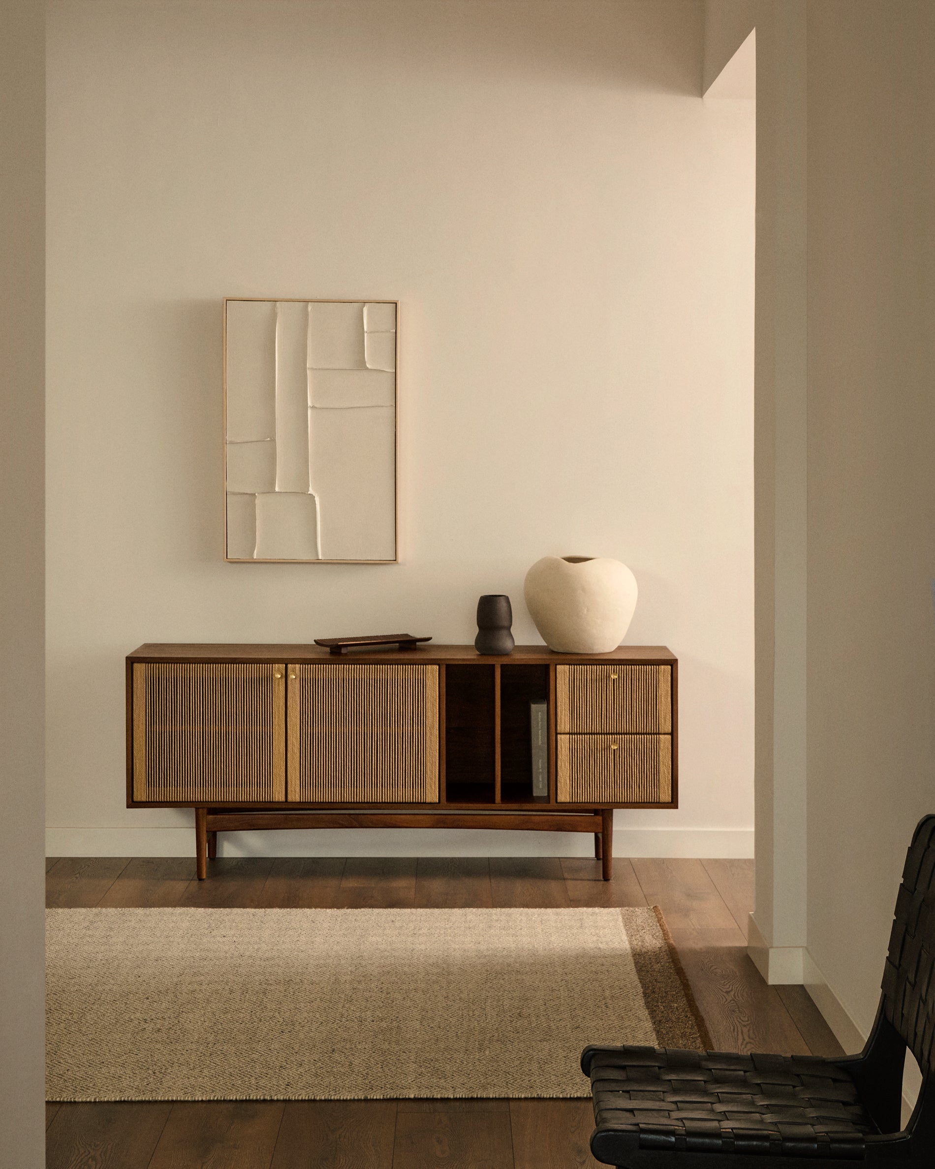 Klis white linen picture with geometric shapes, 60 x 90 cm - Lifestyle