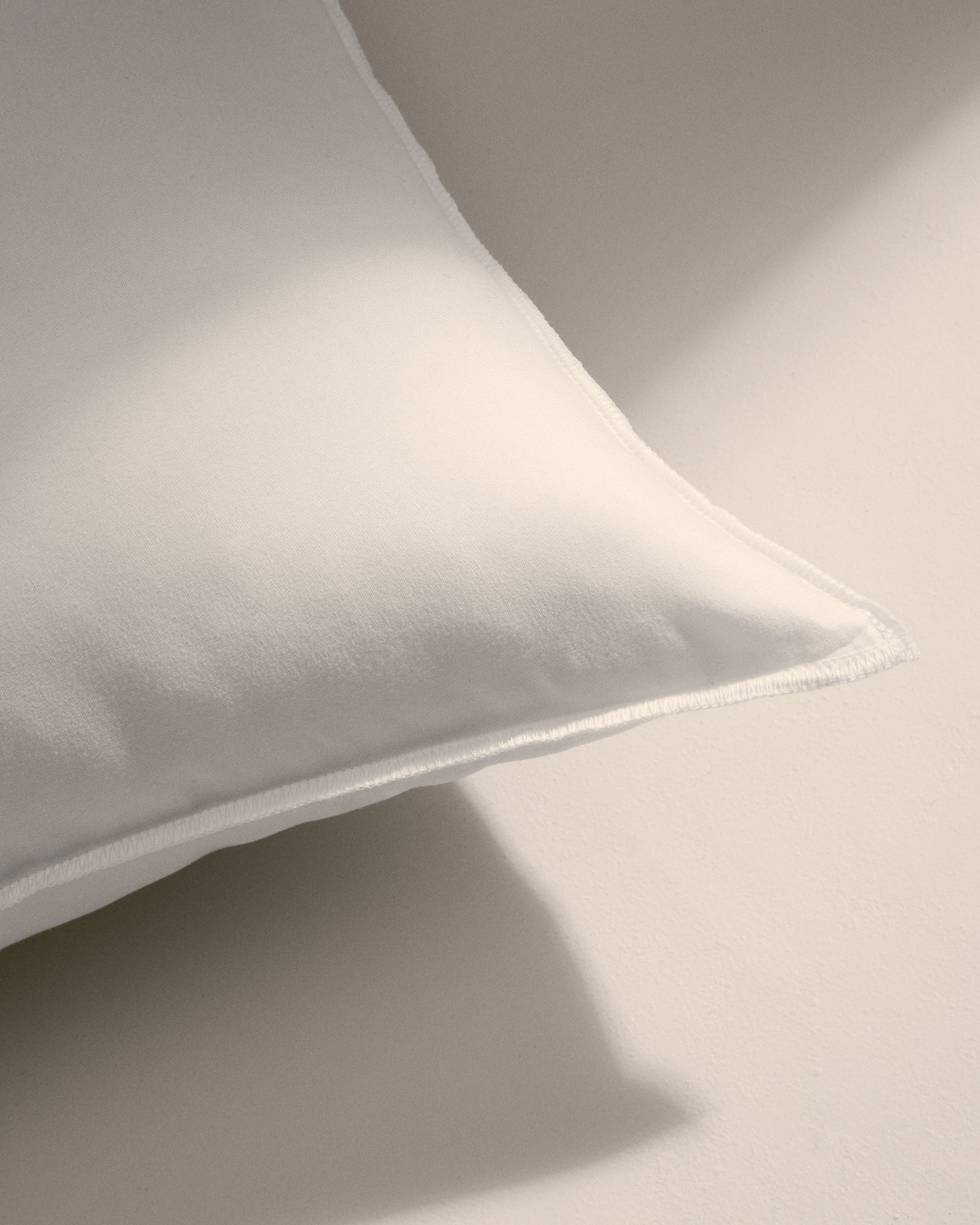 Fluff cushion filler 40 x 70 cm - Lifestyle