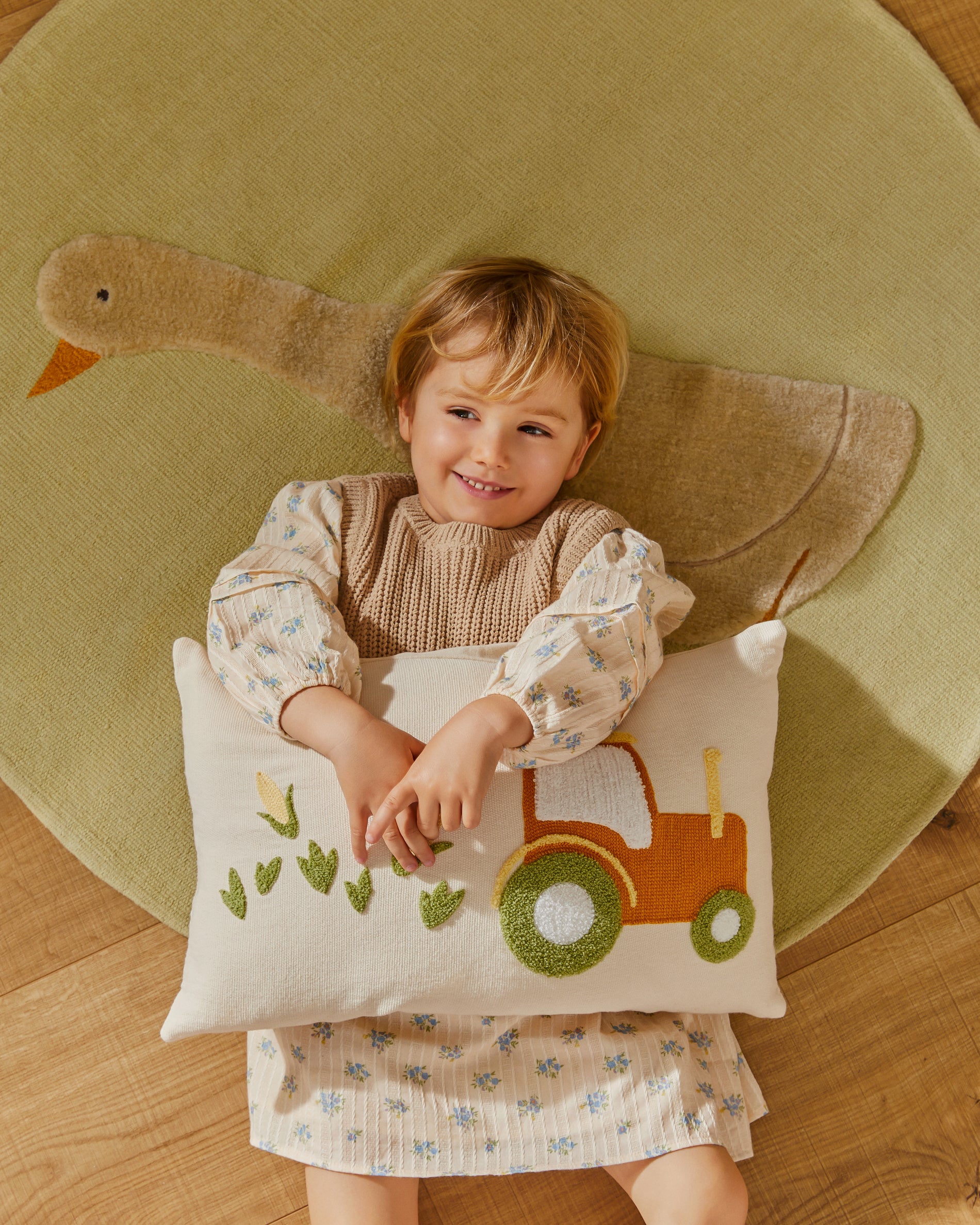 Pecky cushion cover in beige cotton with a tractor embroidery feature, 30 x 50 cm - Lifestyle