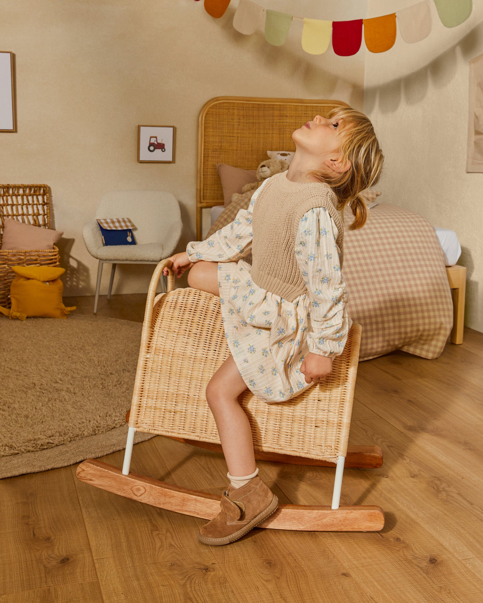 Bamban rattan and wooden rocking horse - Lifestyle