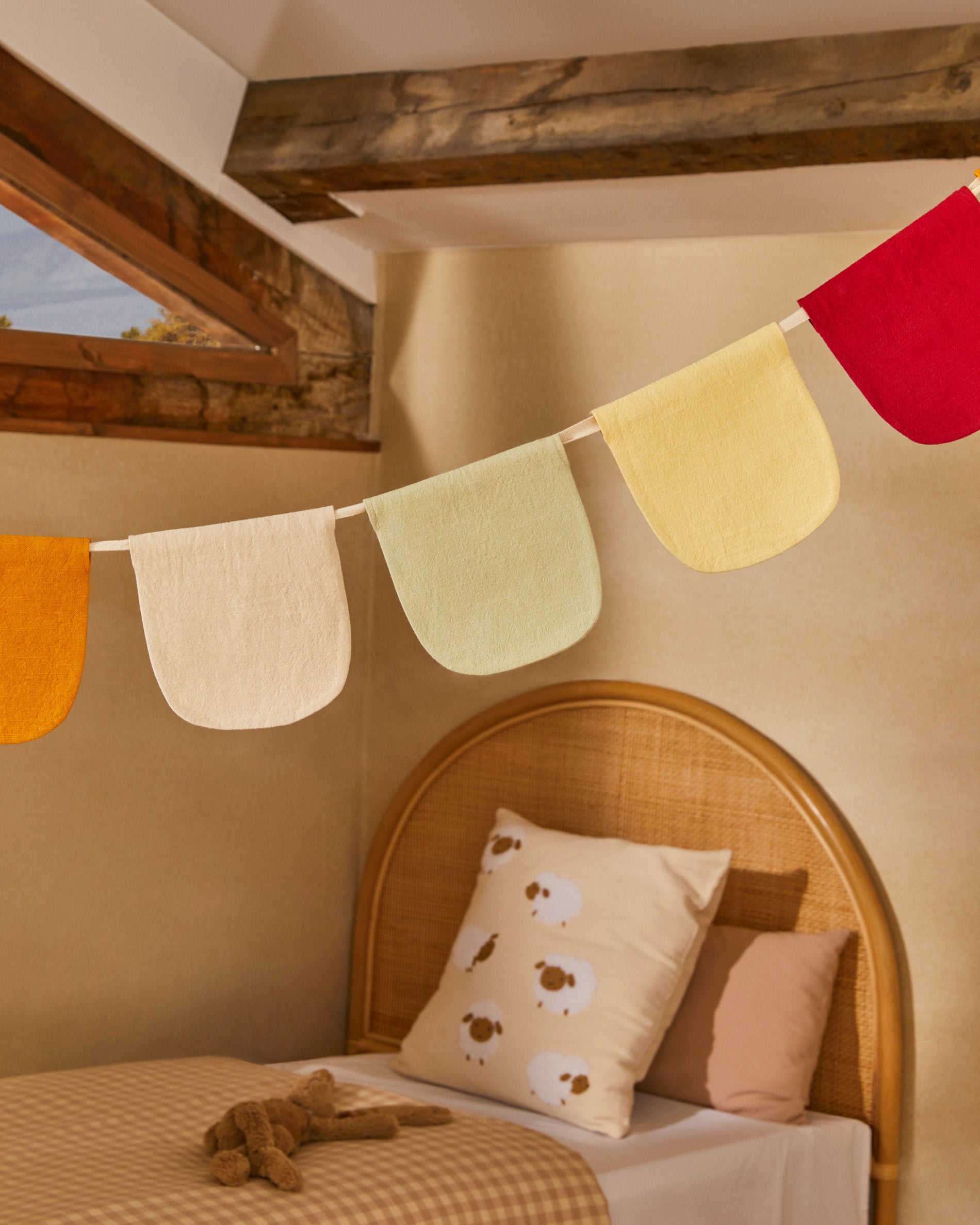 Betia 100% cotton, multi-coloured bunting garland, 250 cm - Lifestyle
