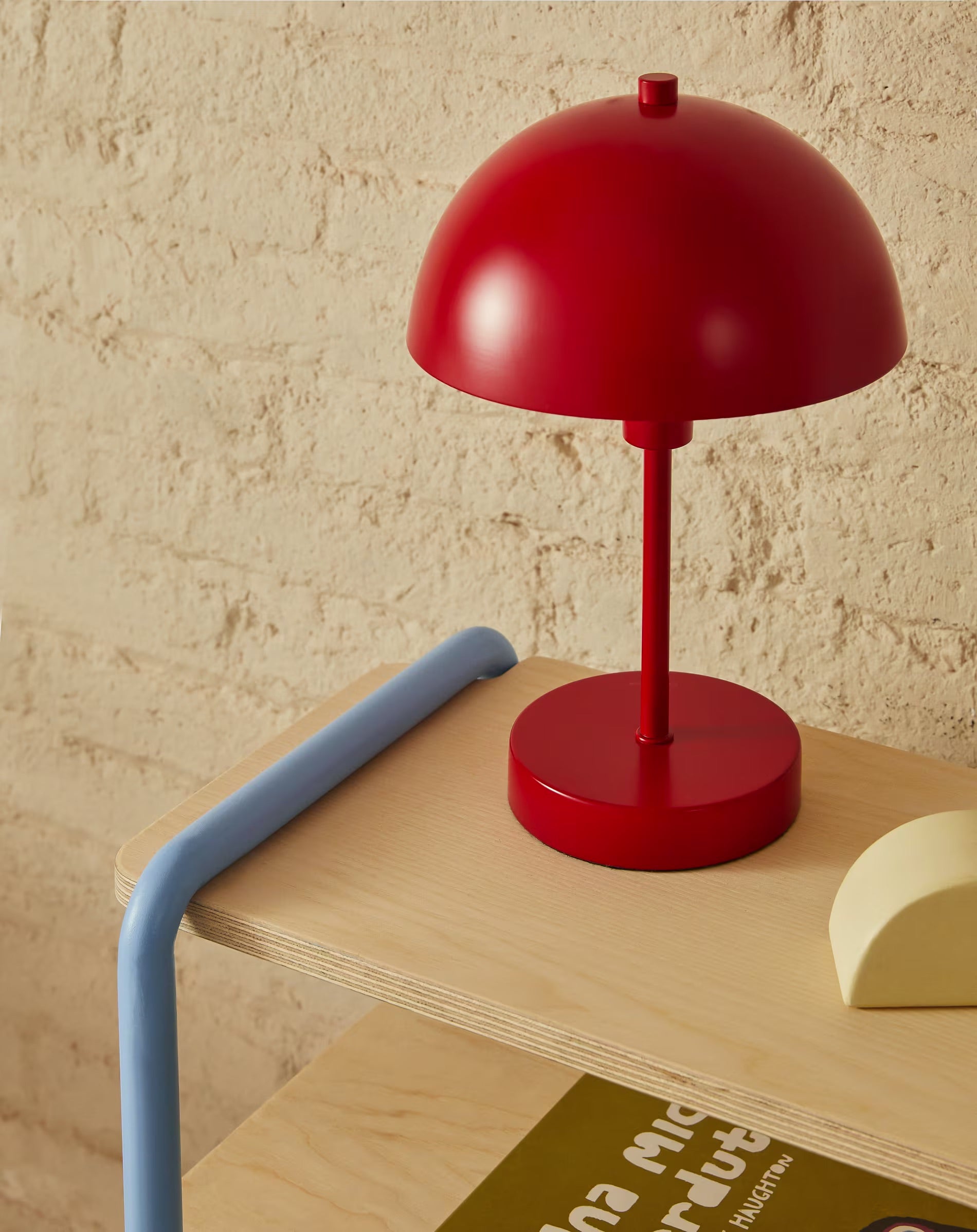 Oronja metal table lamp in red painted design.