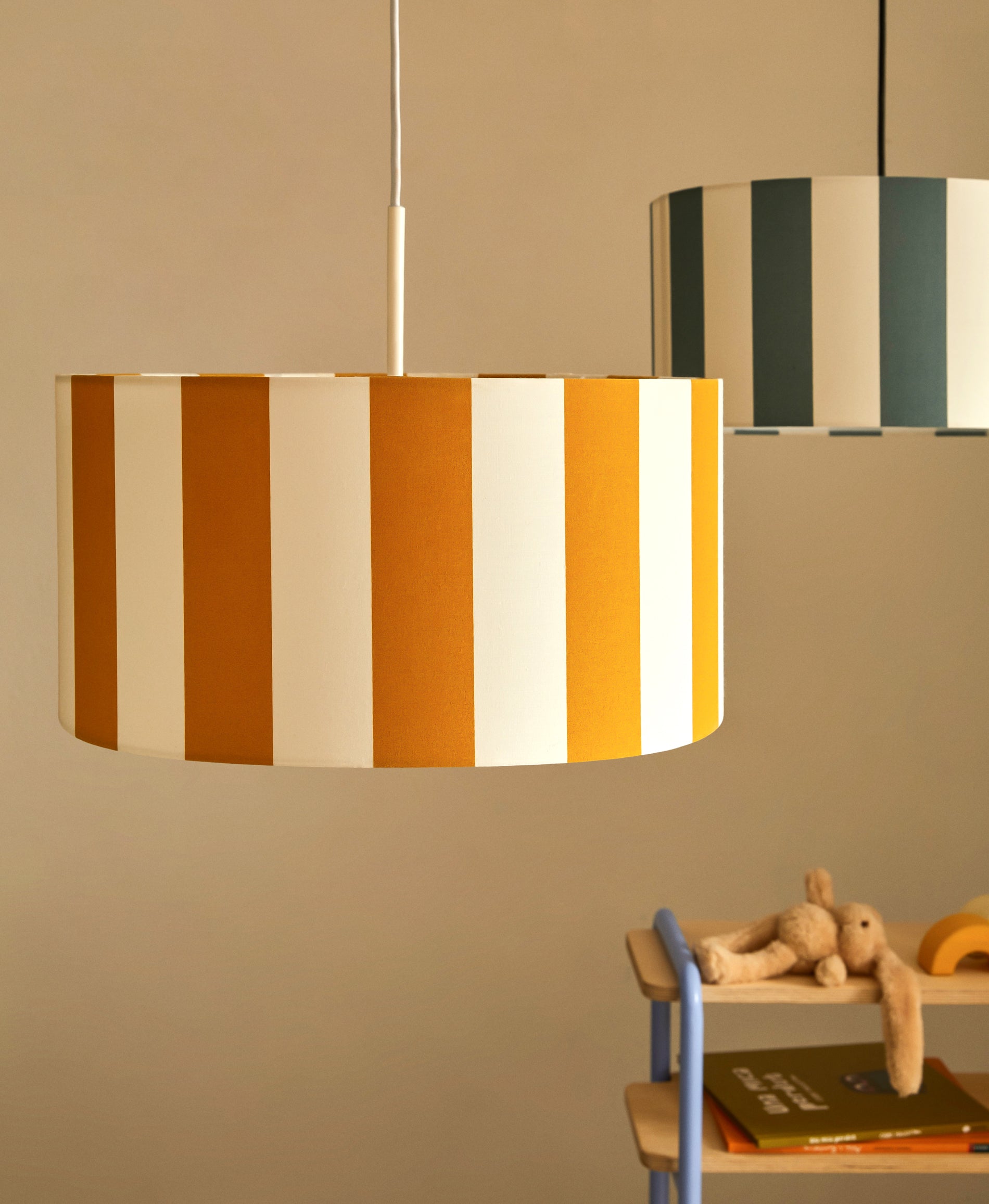 Ciral ceiling lamp shade with yellow and white stripes, Ø 40 cm - Lifestyle