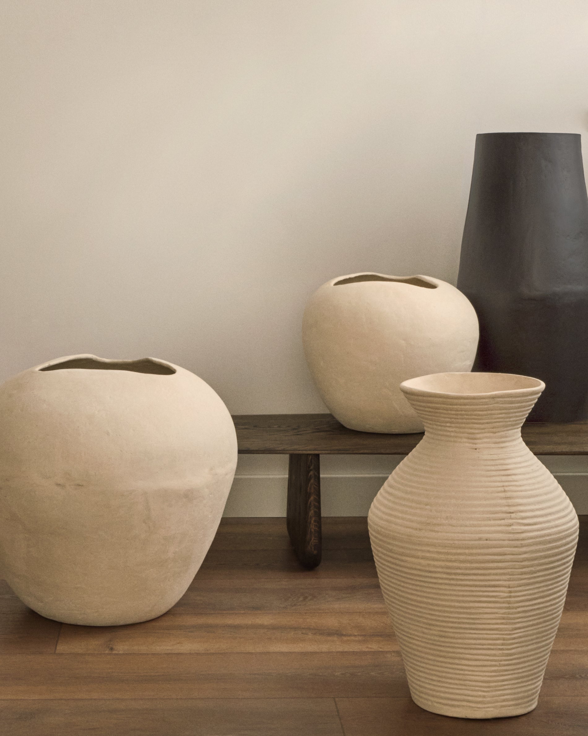 Pria white, papier mâché vase, 51 cm - Lifestyle