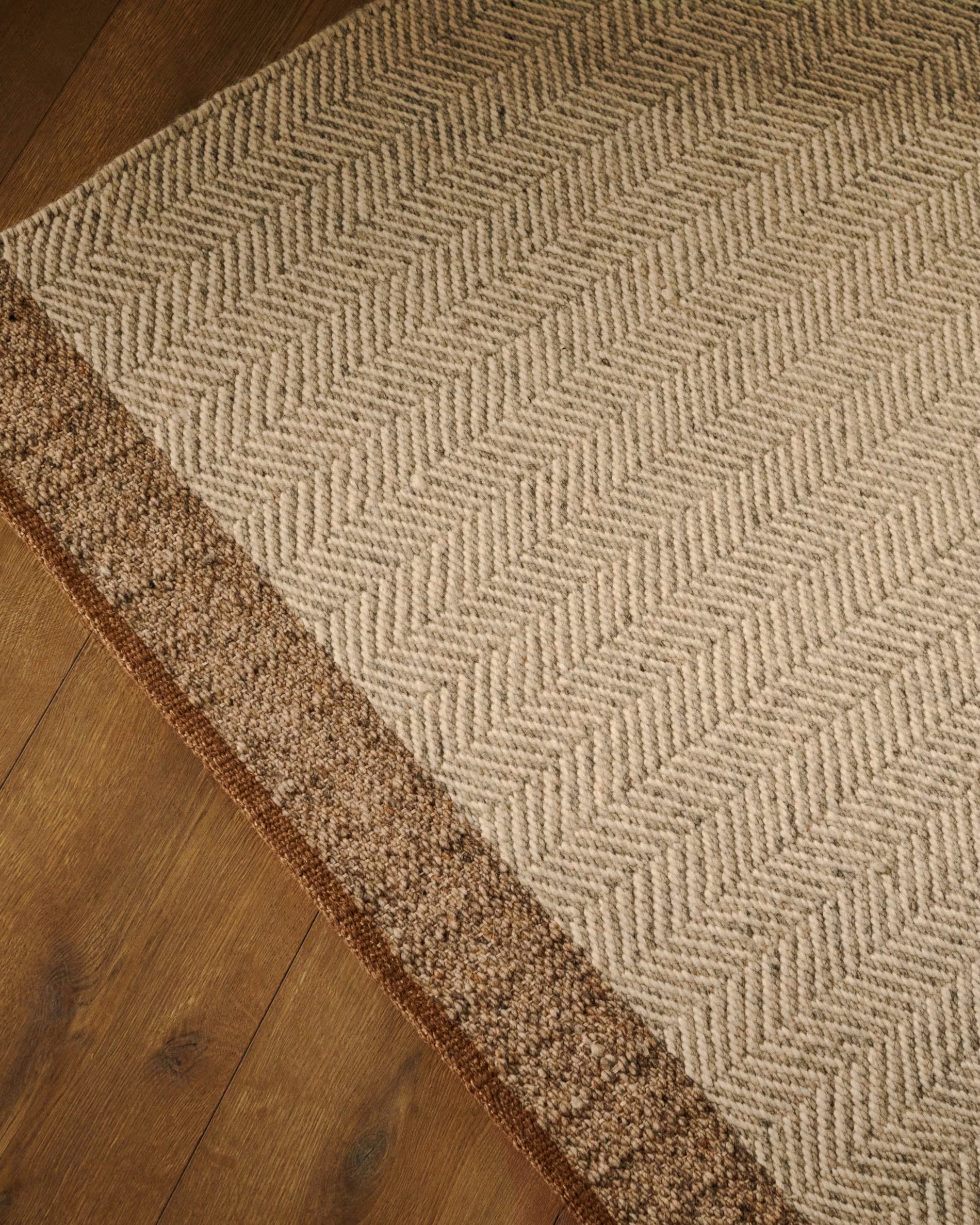 Nifelia beige wool rug, 160 x 230 cm.