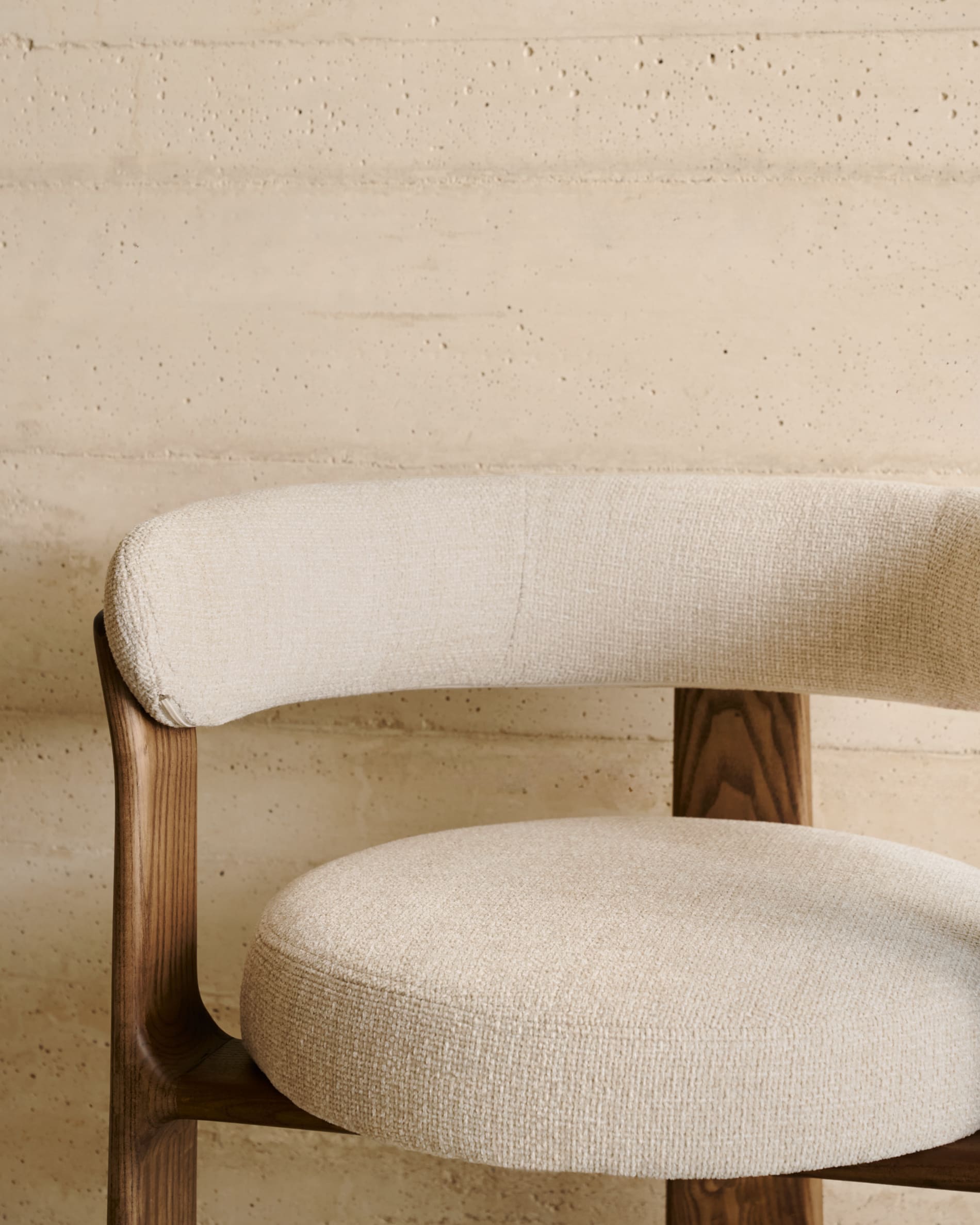 Granite 3-legged chair with beige chenille and solid ash wood with walnut finish, FSC 100%