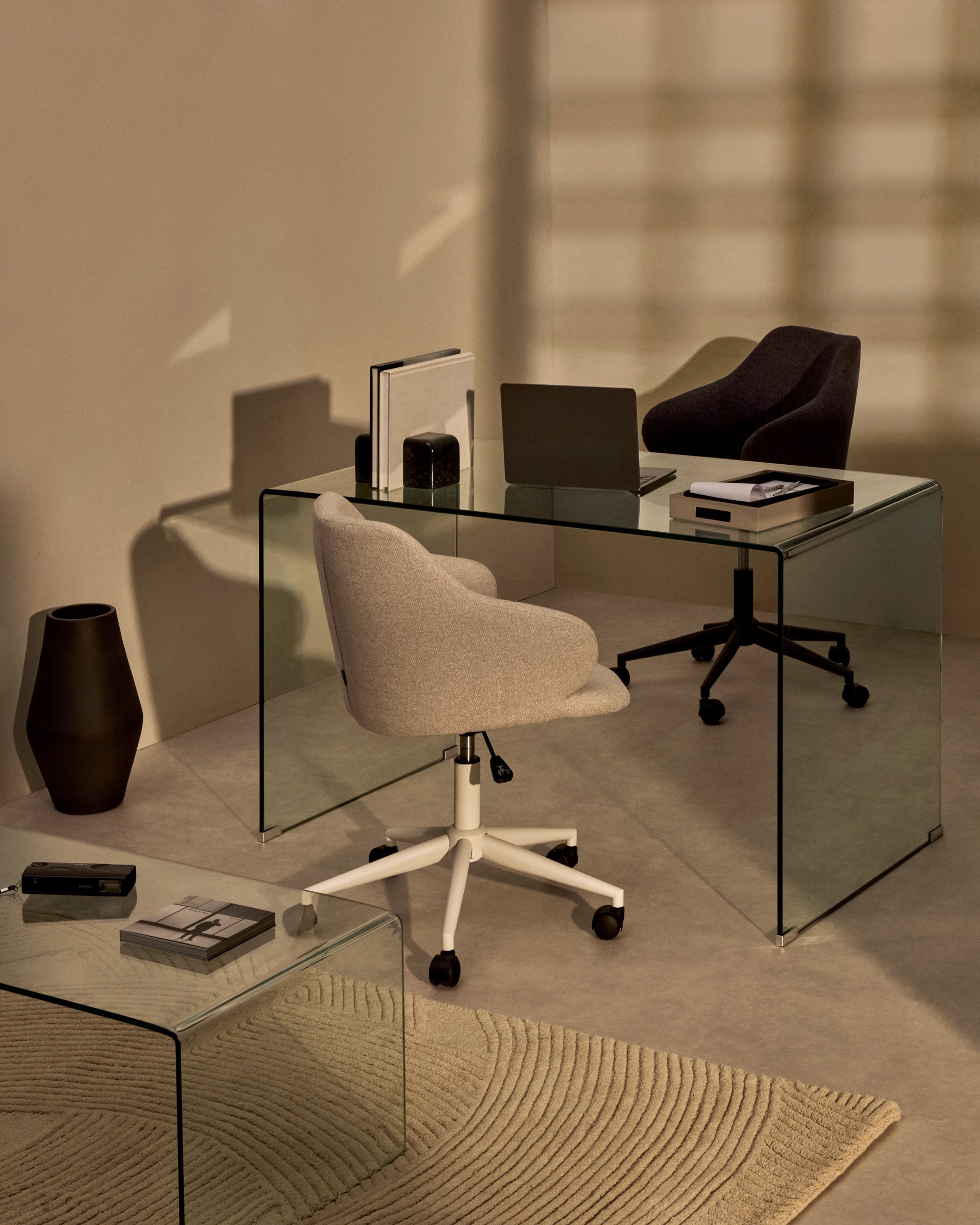Burano glass table 125 x 70 cm - Lifestyle