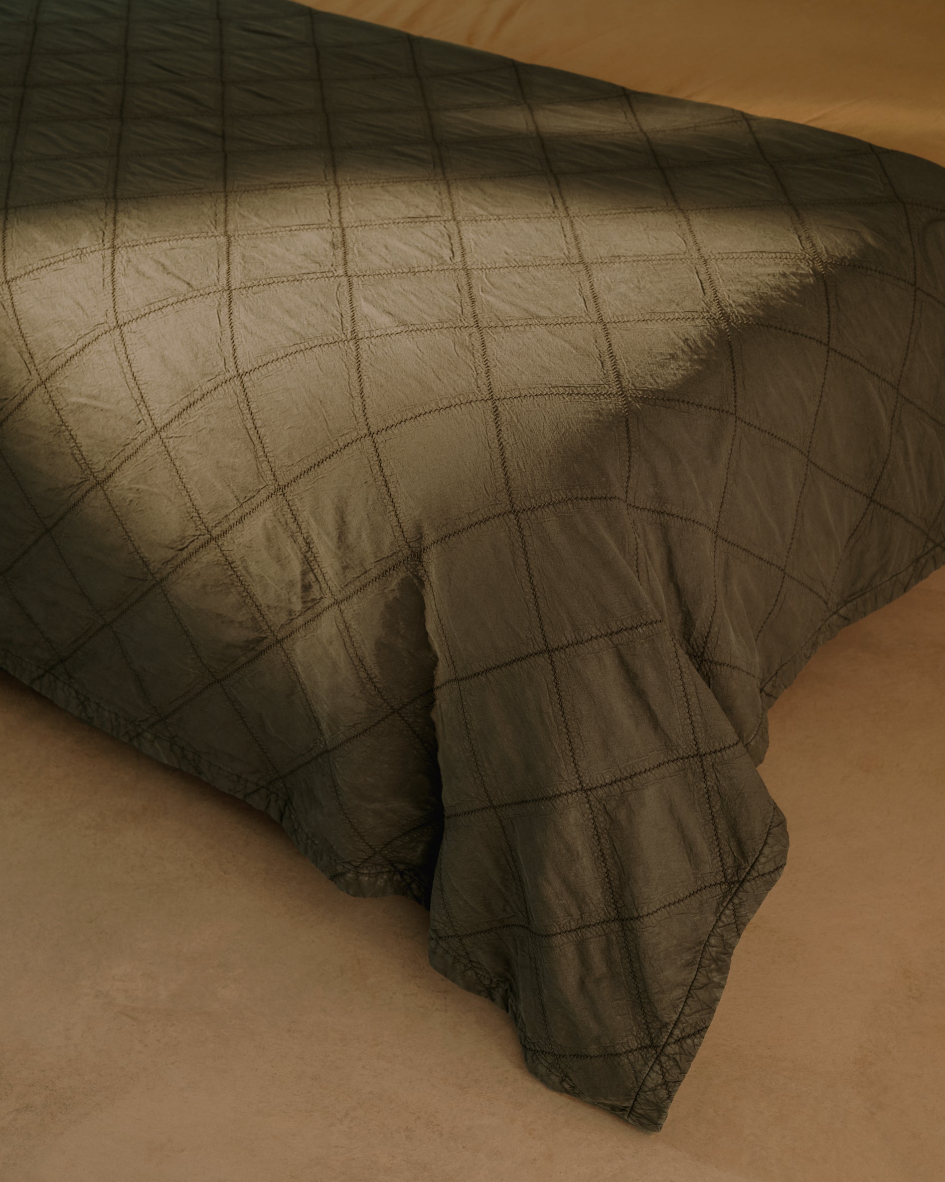 Serla green, 100% cotton chenille bedspread with rhomboid shapes for 90/135 cm bed - Lifestyle