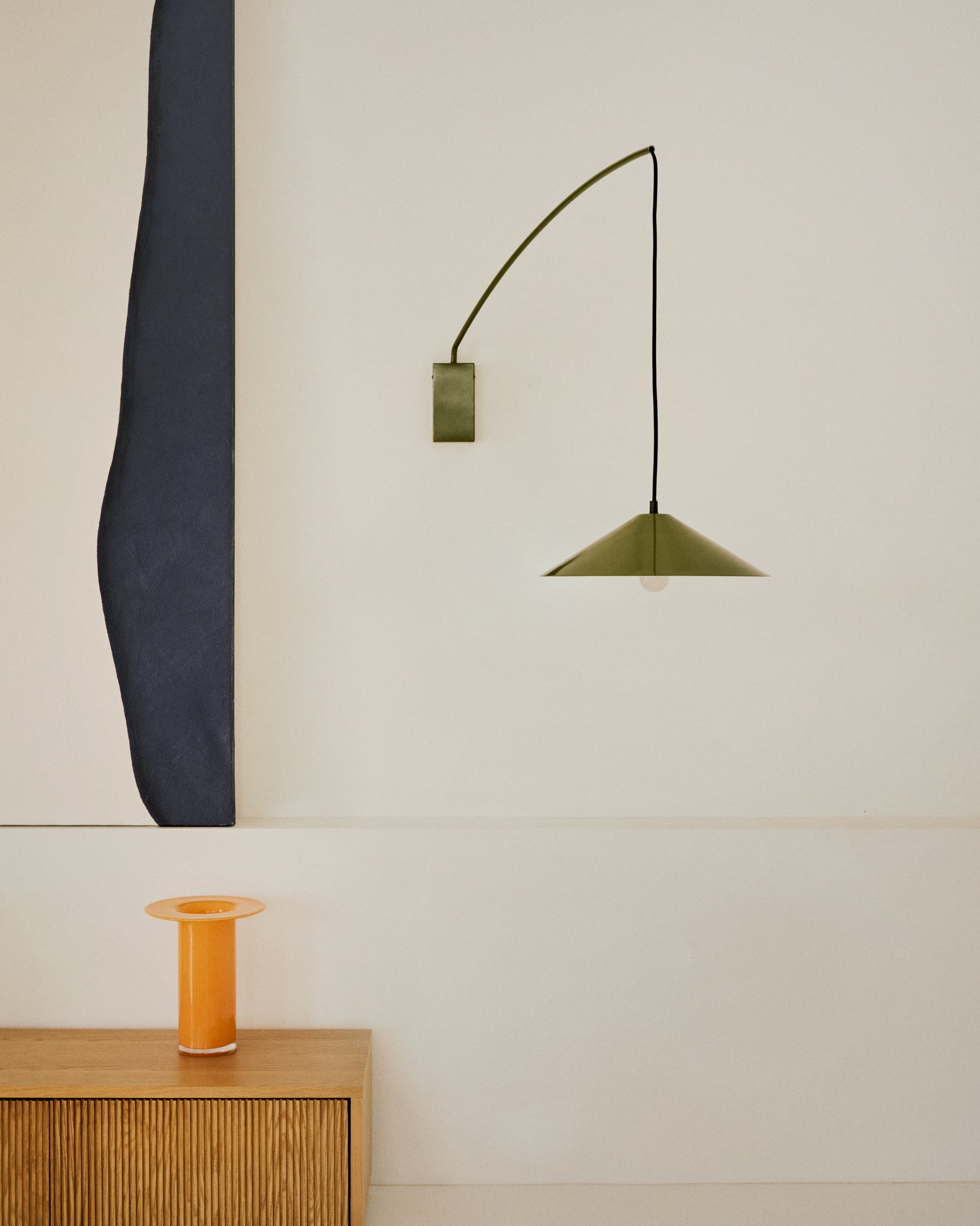 Kally wall lamp in a green painted finish - Lifestyle