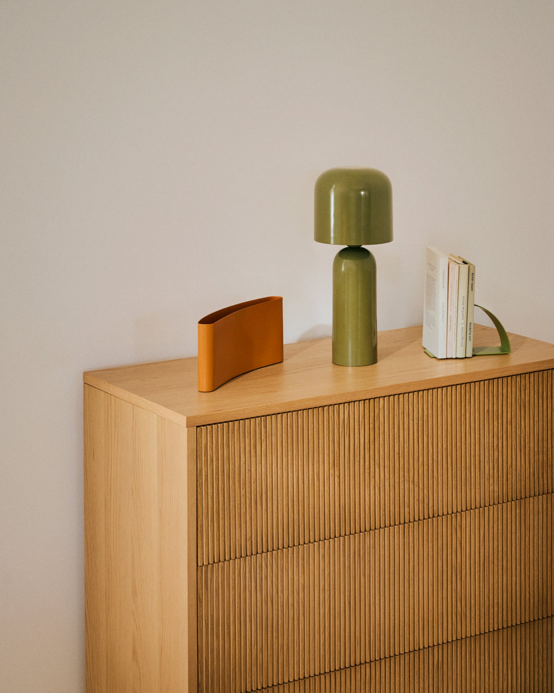 Mistra orange iron candlestick - Lifestyle