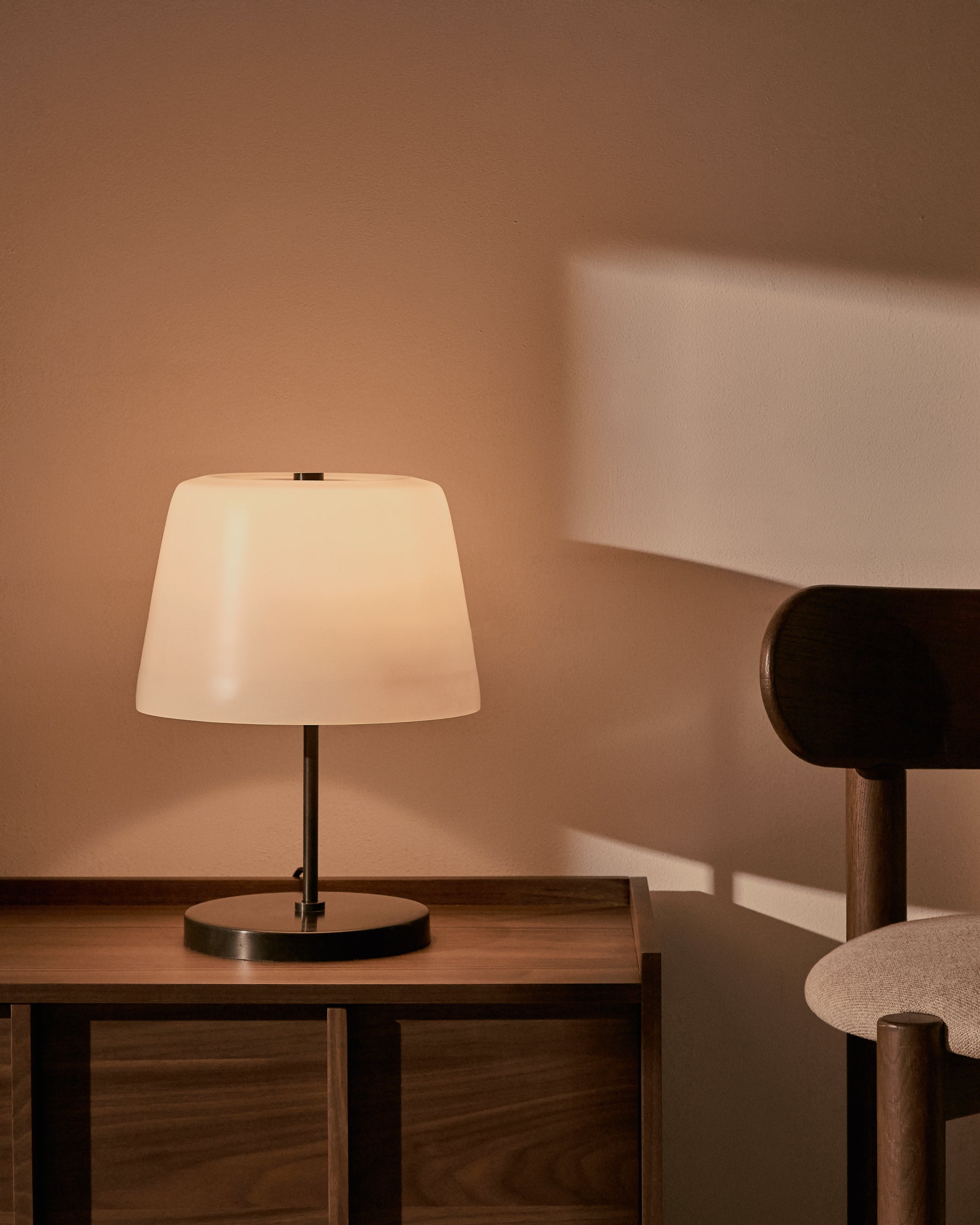 Nefar table lamp made of glazed glass and zinc - Lifestyle