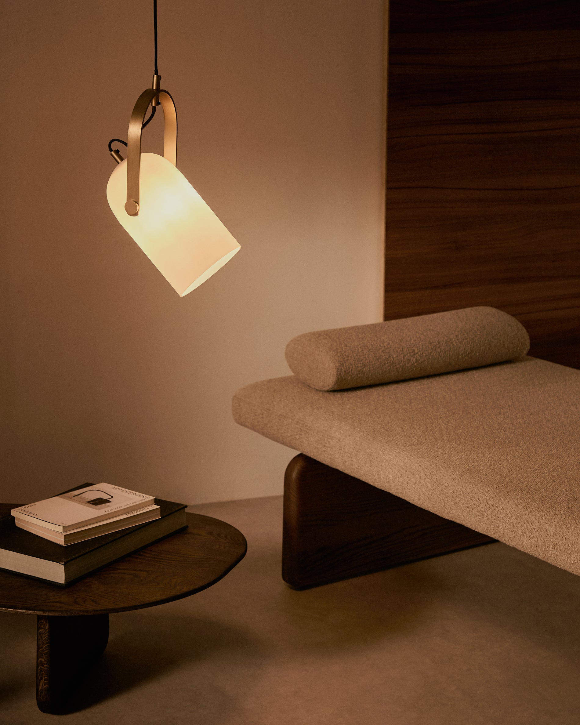 Reisy ceiling lamp made of glazed glass, Ø14 cm - Lifestyle