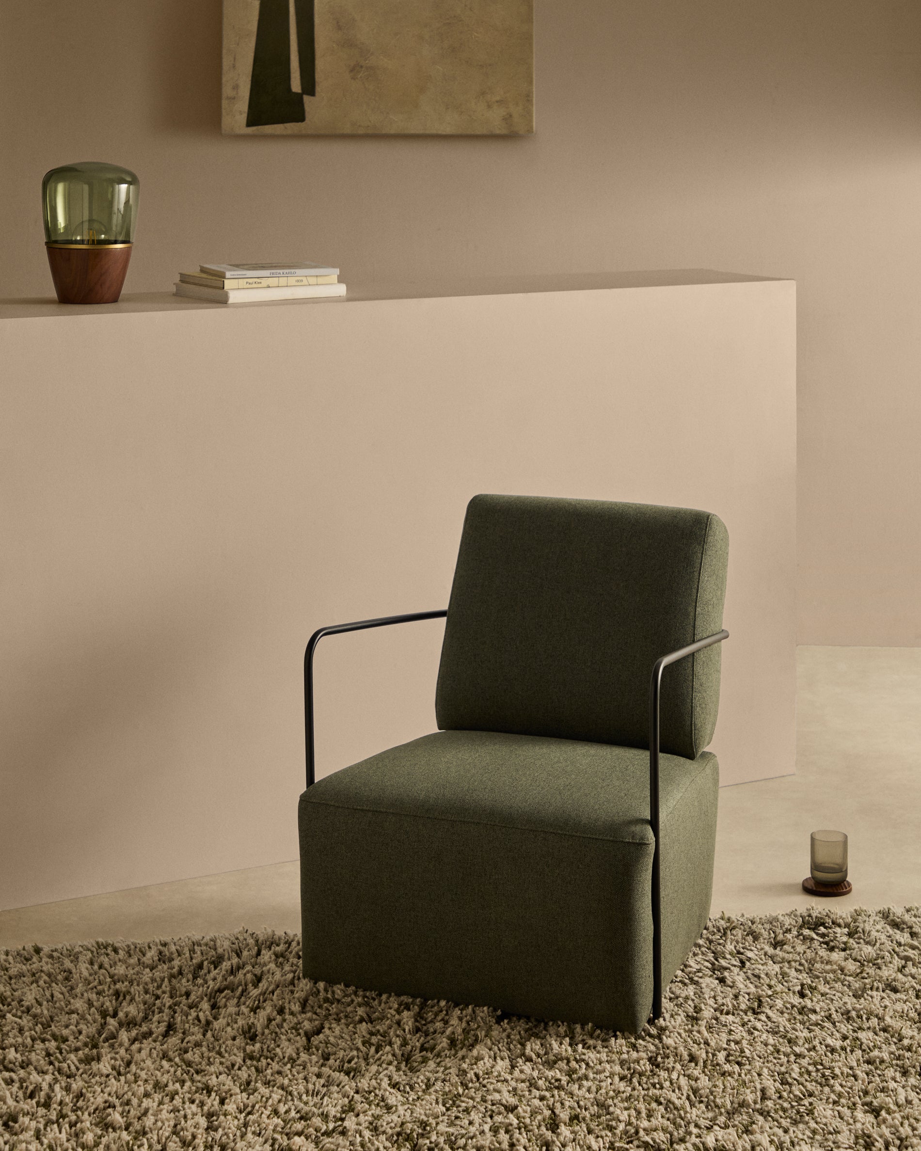 Gamer green armchair with metal in a black matte painted finish - Lifestyle