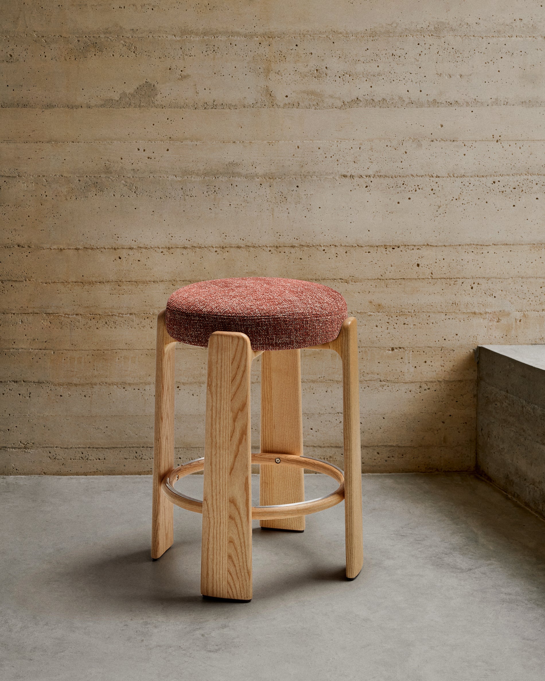 Granite stool in terracotta chenille and solid ash wood with a natural tone finish FSC 100% 65cm - Lifestyle