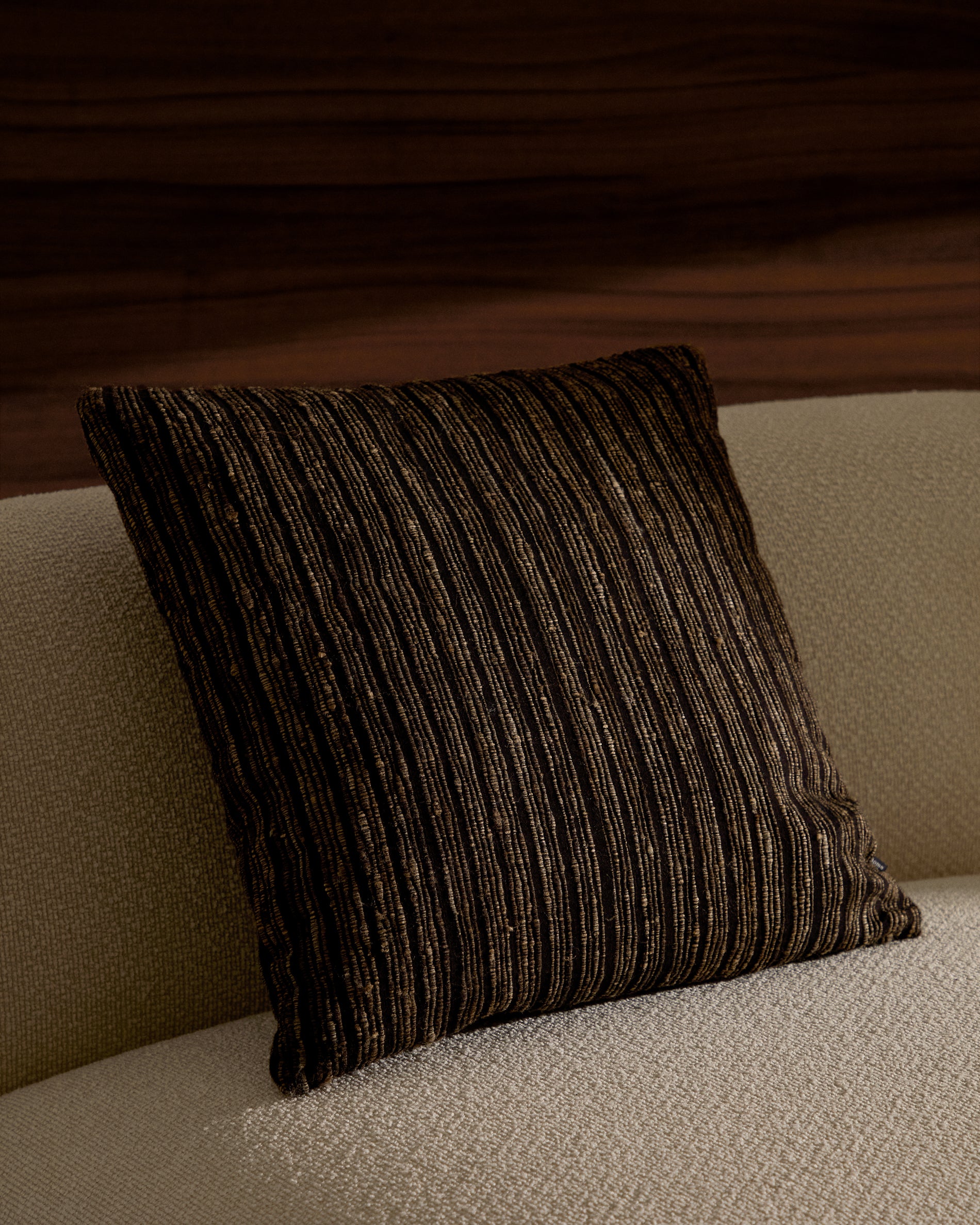 Anir cushion cover in multi-coloured silk and cotton, 45 x 45 cm - Lifestyle