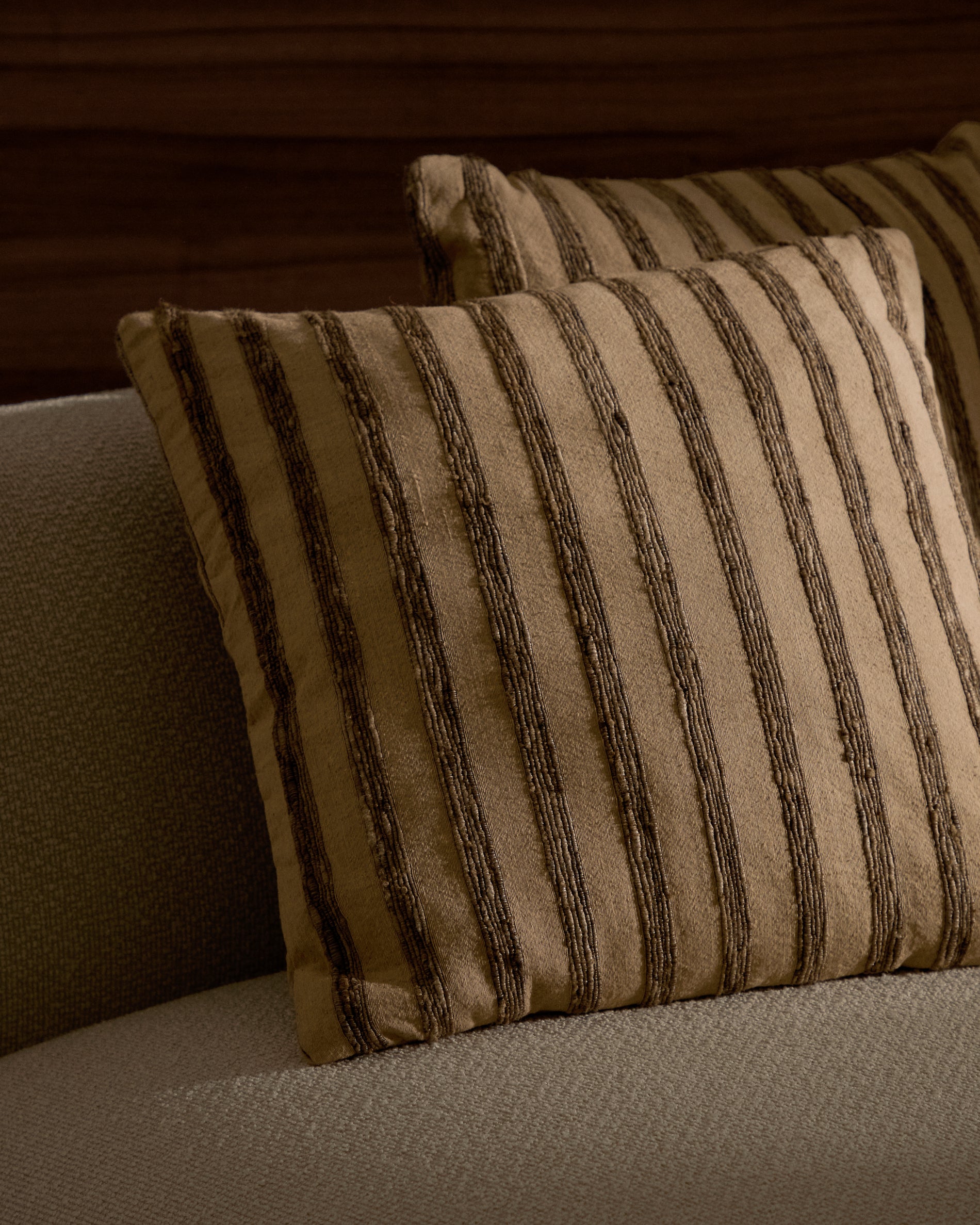 Enara cushion cover in beige and brown striped silk and cotton, 45 x 45 cm - Lifestyle