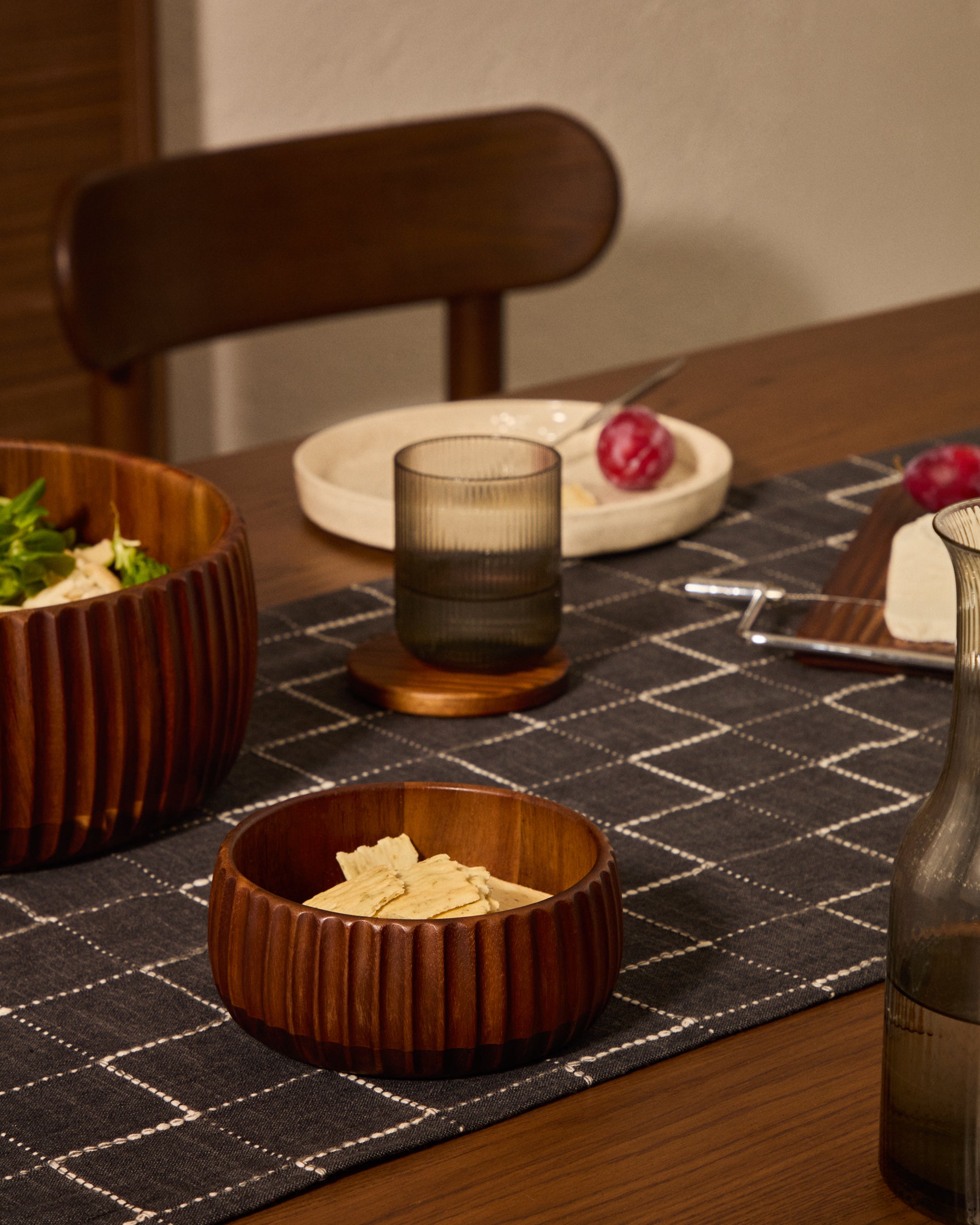 Rommu small bowl made of acacia wood FSC 100% - Lifestyle
