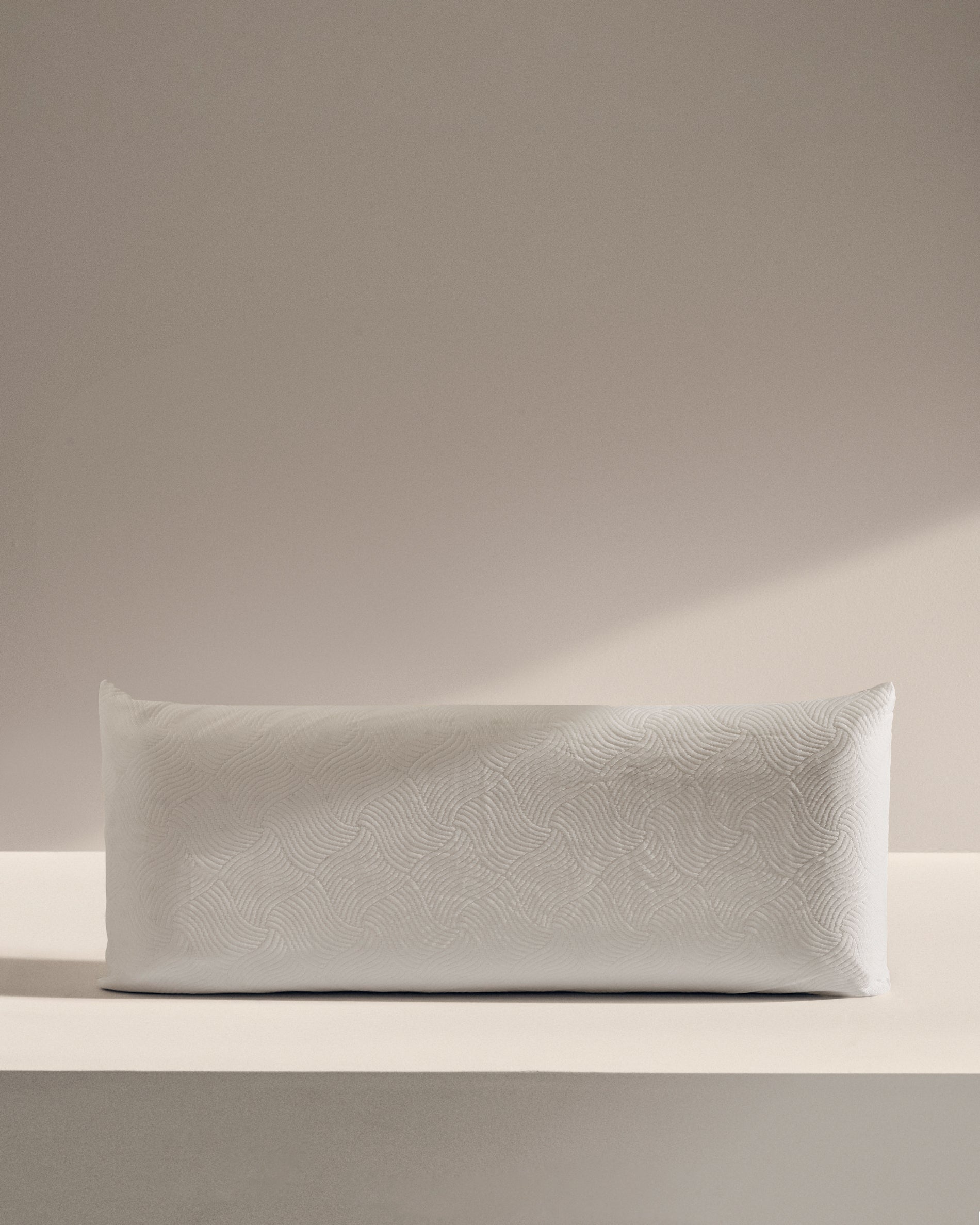 Sasa Viscoelastic Pillow 33 x 90 cm - Lifestyle