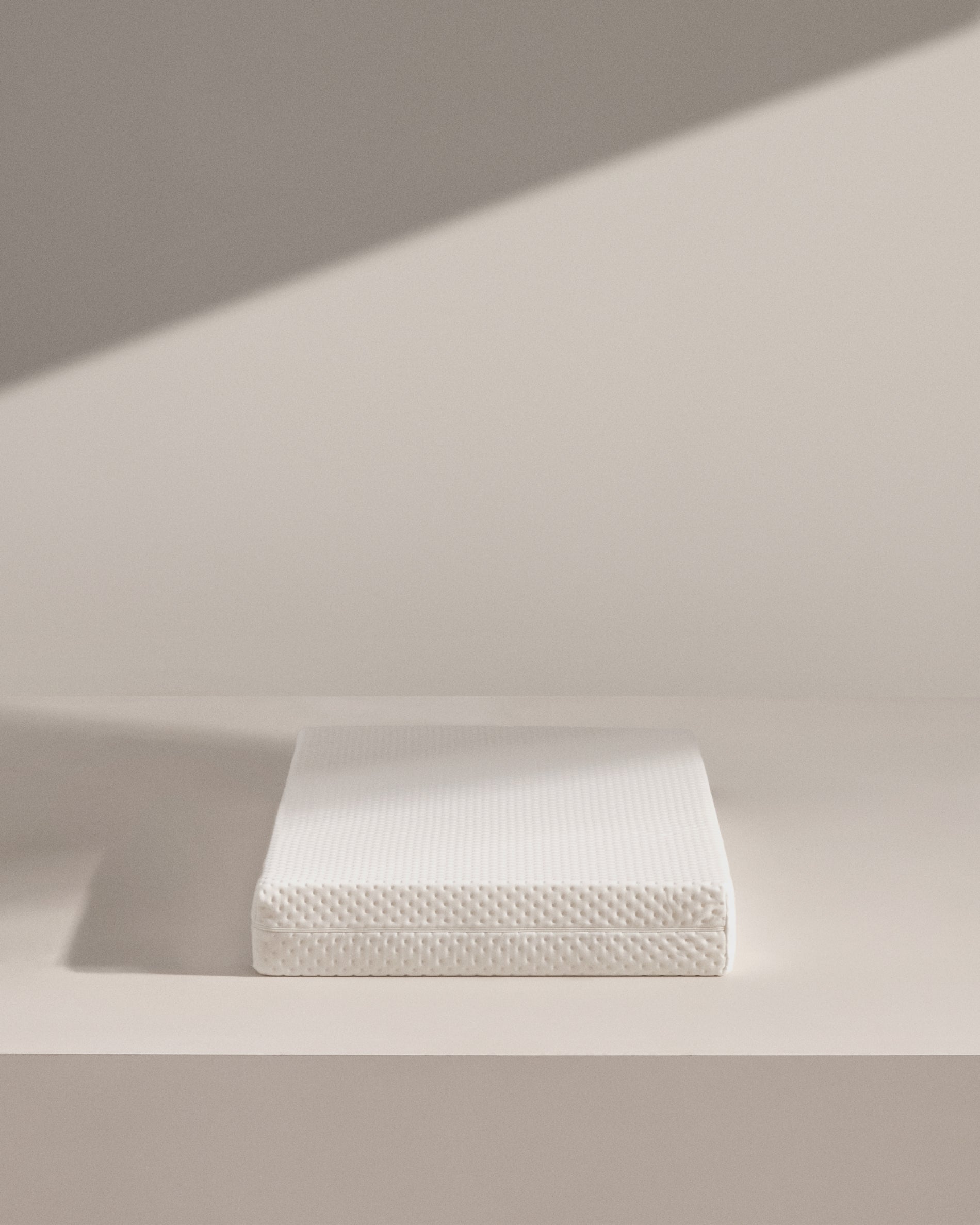 Valery Adaptive Foam mattress 70 x 140 cm - Lifestyle