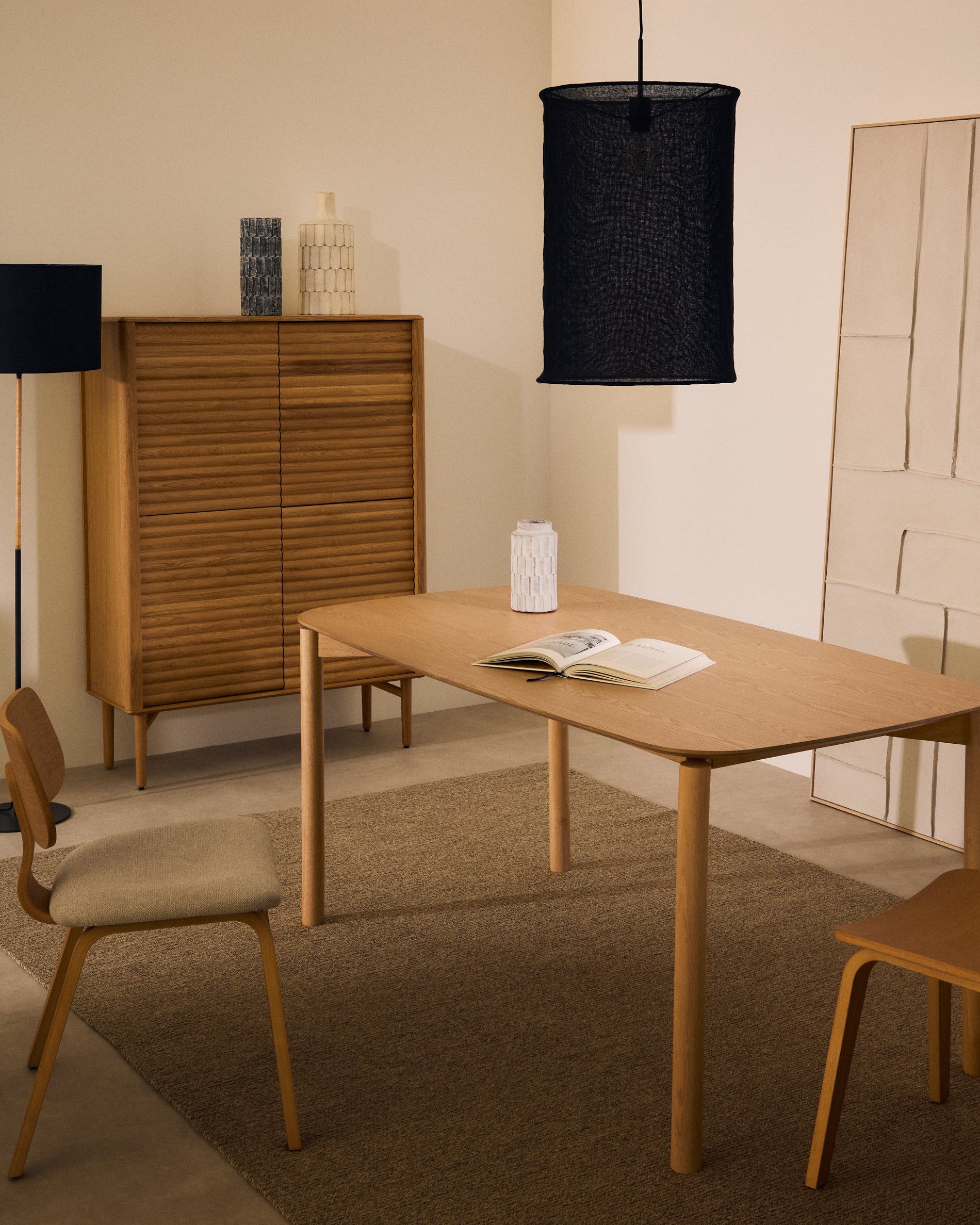 Indara table in ash veneer with natural finish 160 x 90 cm - Lifestyle